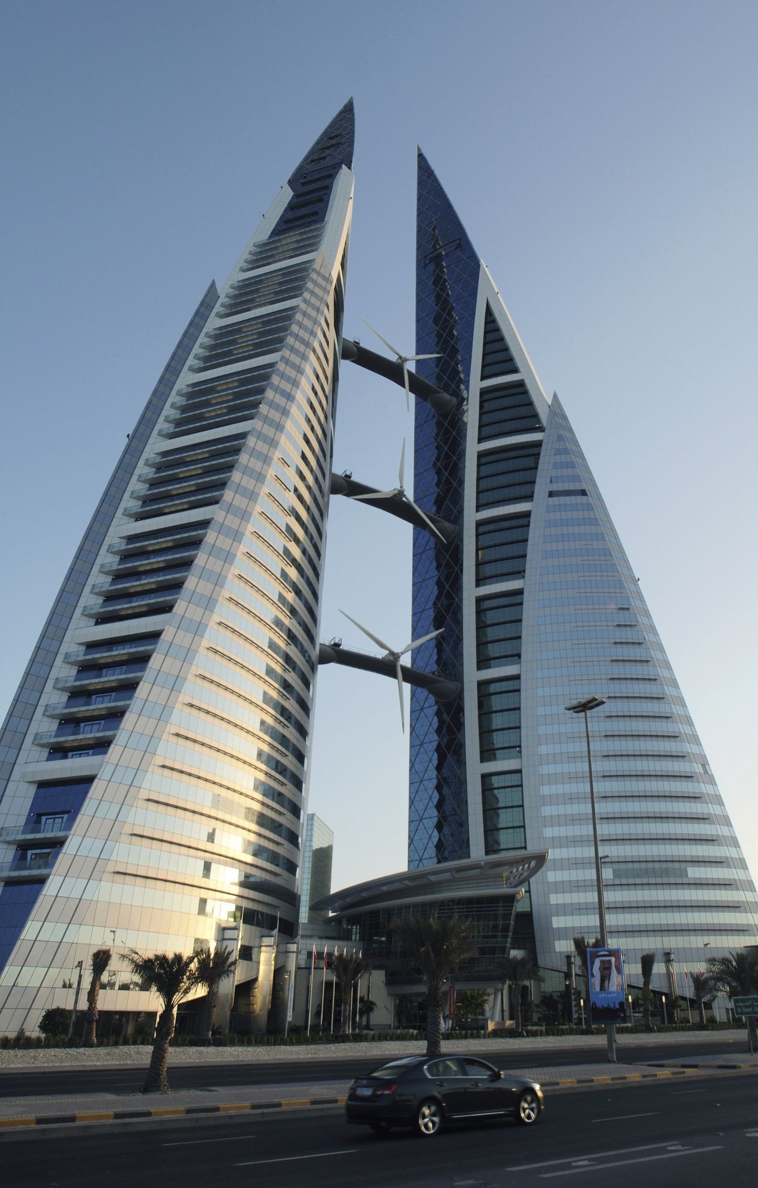 Manama, Bahrain, Stunning wallpapers, Modern cityscape, Arabian Gulf charm, 1480x2320 HD Phone