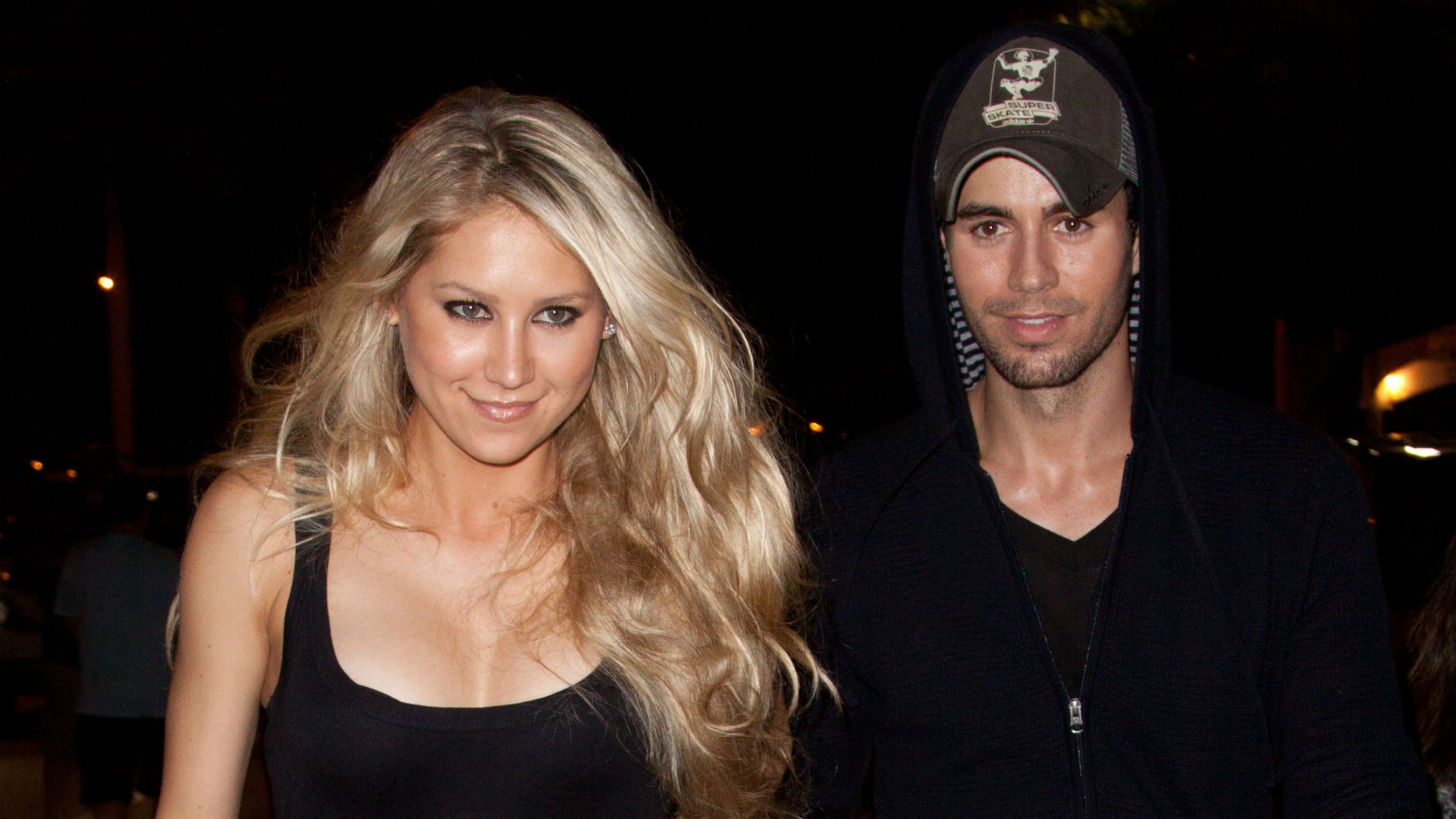 Enrique Iglesias, Anna Kournikova, Third baby, Instagram, 1920x1080 Full HD Desktop