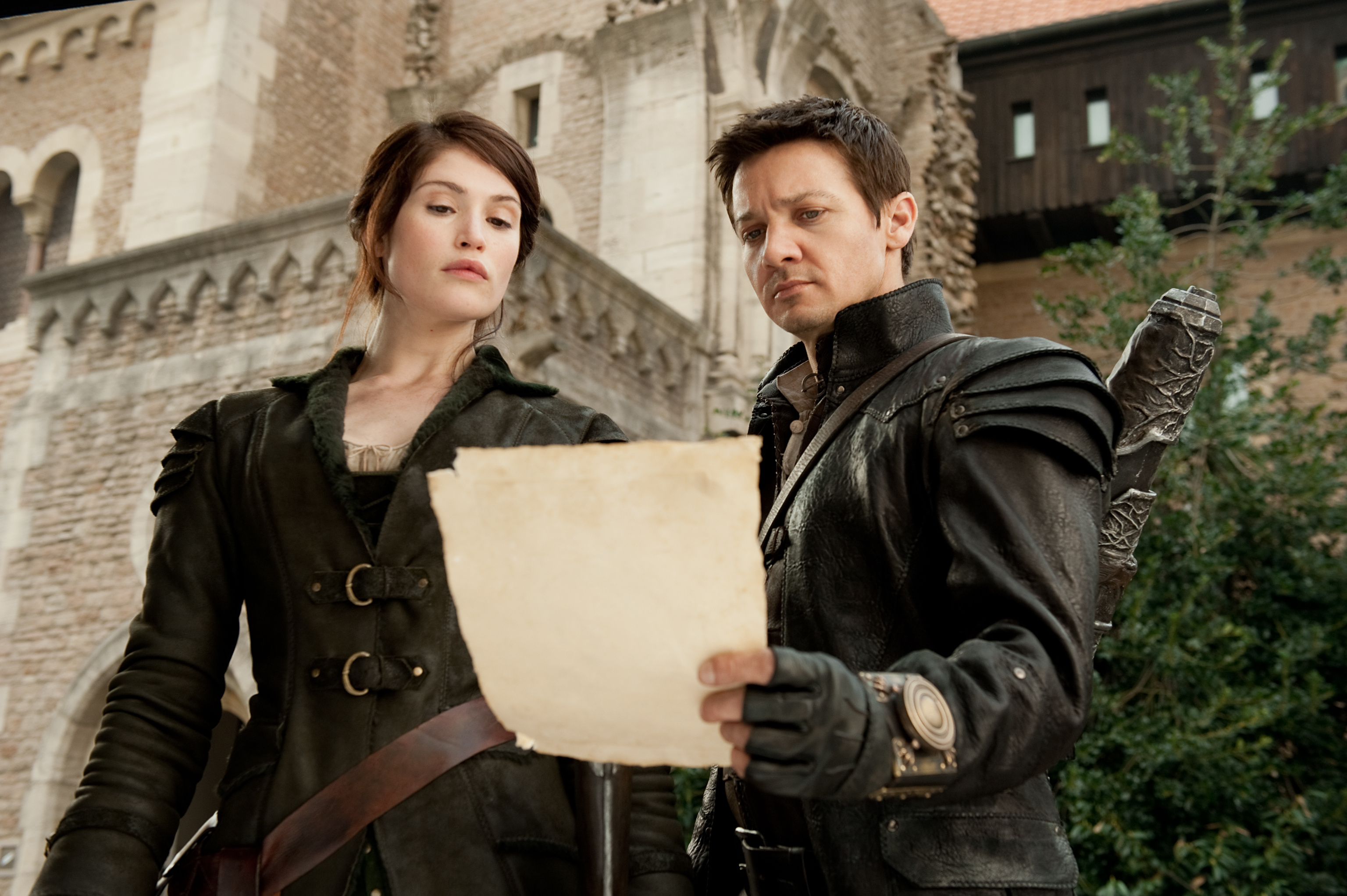 Jeremy Renner, Interview, Fairy tale site, Acting in Hansel and Gretel, 3080x2050 HD Desktop