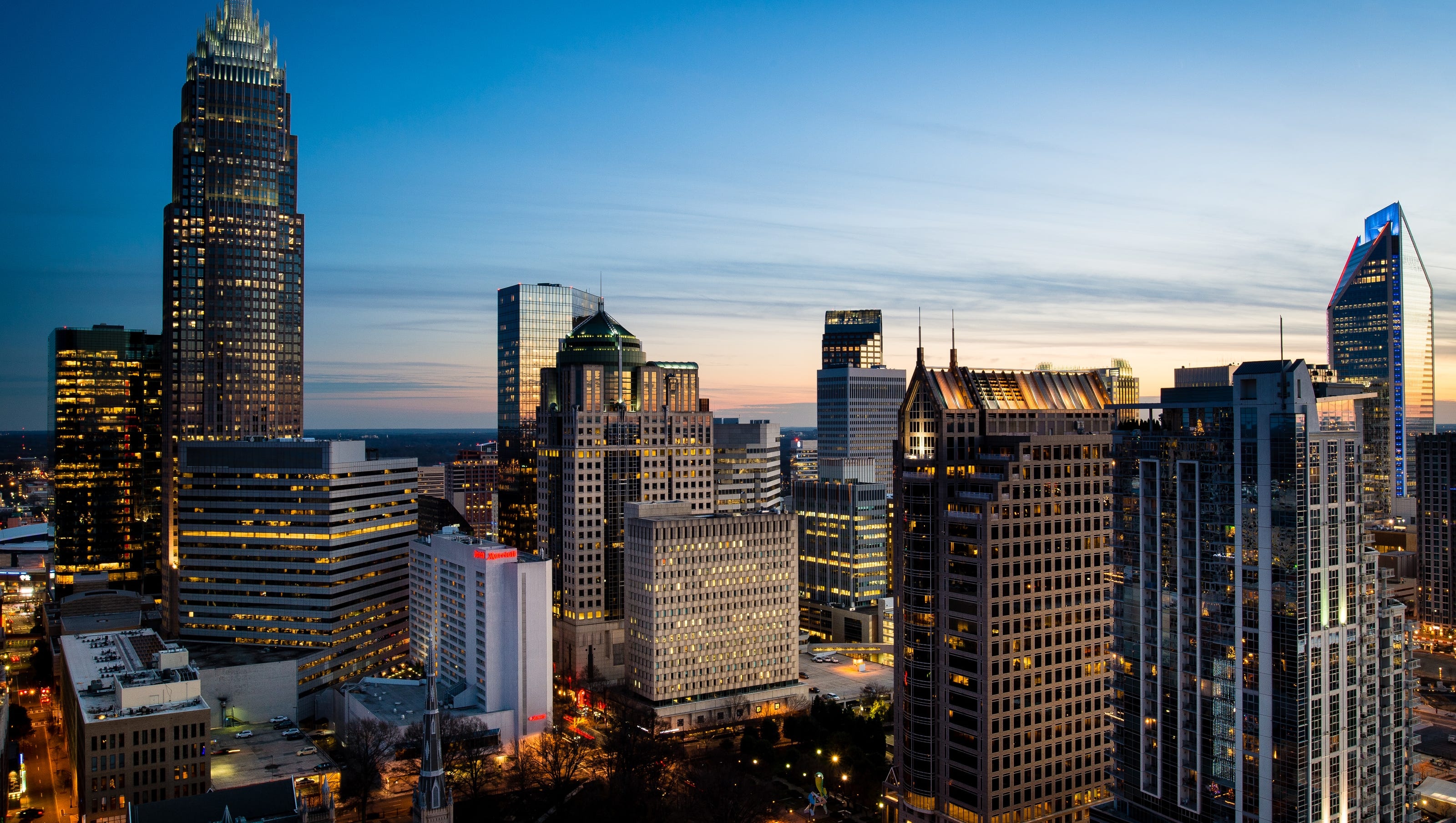 Charlotte evening sunset, Skyscrapers business centers, Charlotte cityscape, High quality pic, 3200x1810 HD Desktop