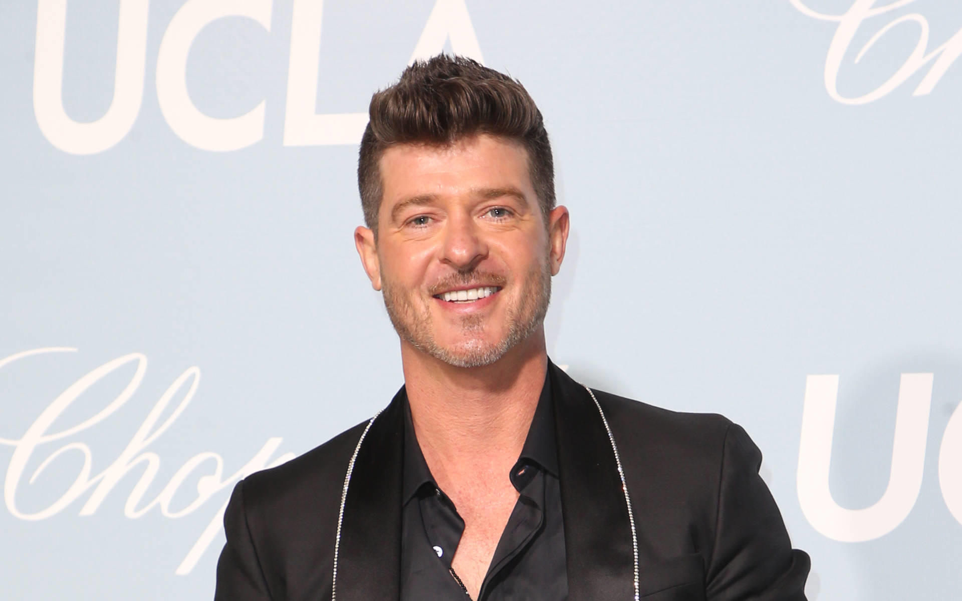 Robin Thicke, Joy of fatherhood, Third child, Excitement, 1920x1200 HD Desktop