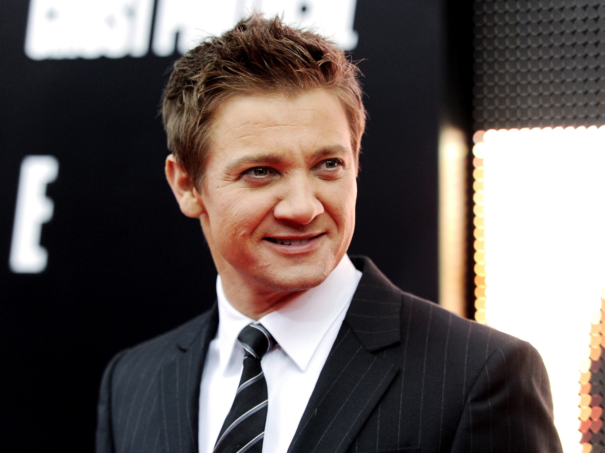 Jeremy Renner, Movies, Wallpaper 63092, 2560x1920 HD Desktop