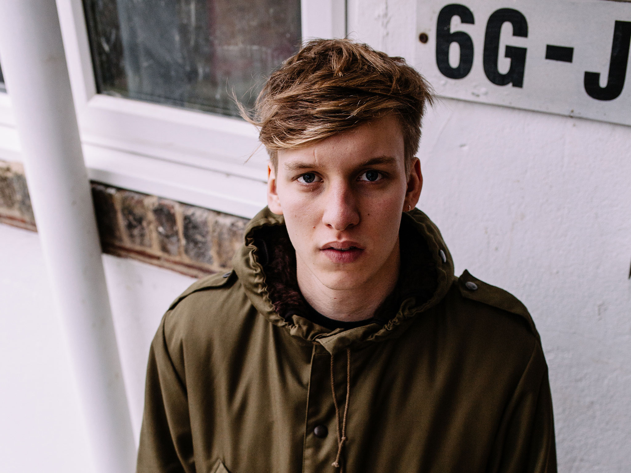 Wallpaper : george ezra, 2015, Budapest, SNL - - 1002620 - HD Wallpapers 2050x1540