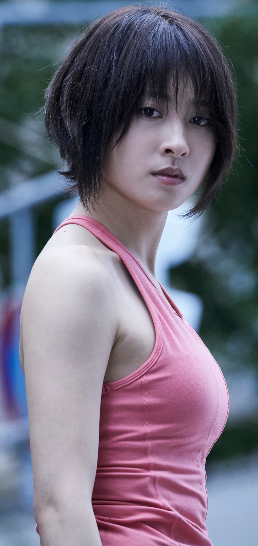 Tao Tsuchiya as Yuzuha Usagi, Alice in Borderland, Pink athletic tank top, HD Phone wallpaper