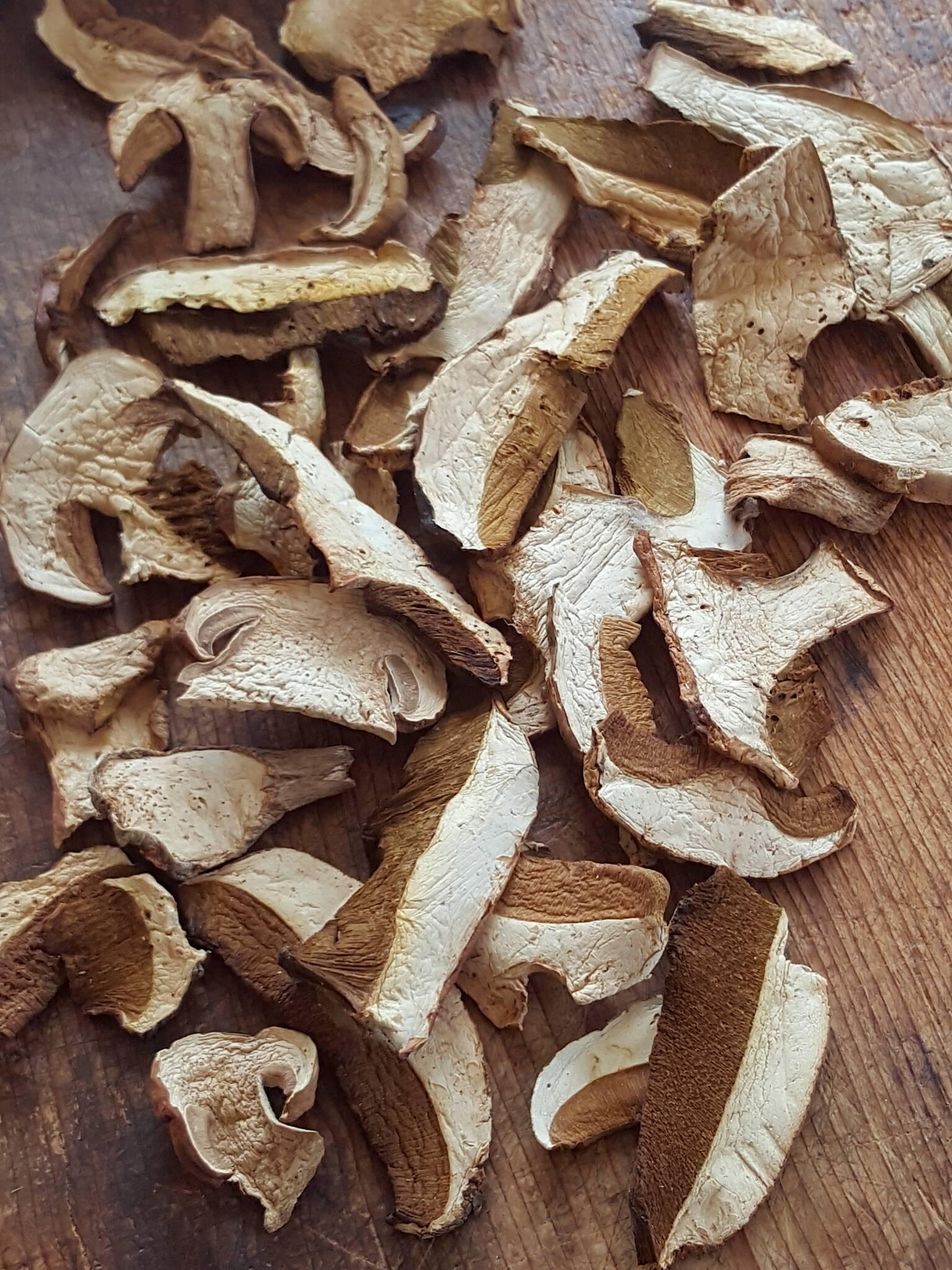 Dried and fresh, Shared kitchen, Mushroom versatility, Culinary treasure, 1540x2050 HD Phone