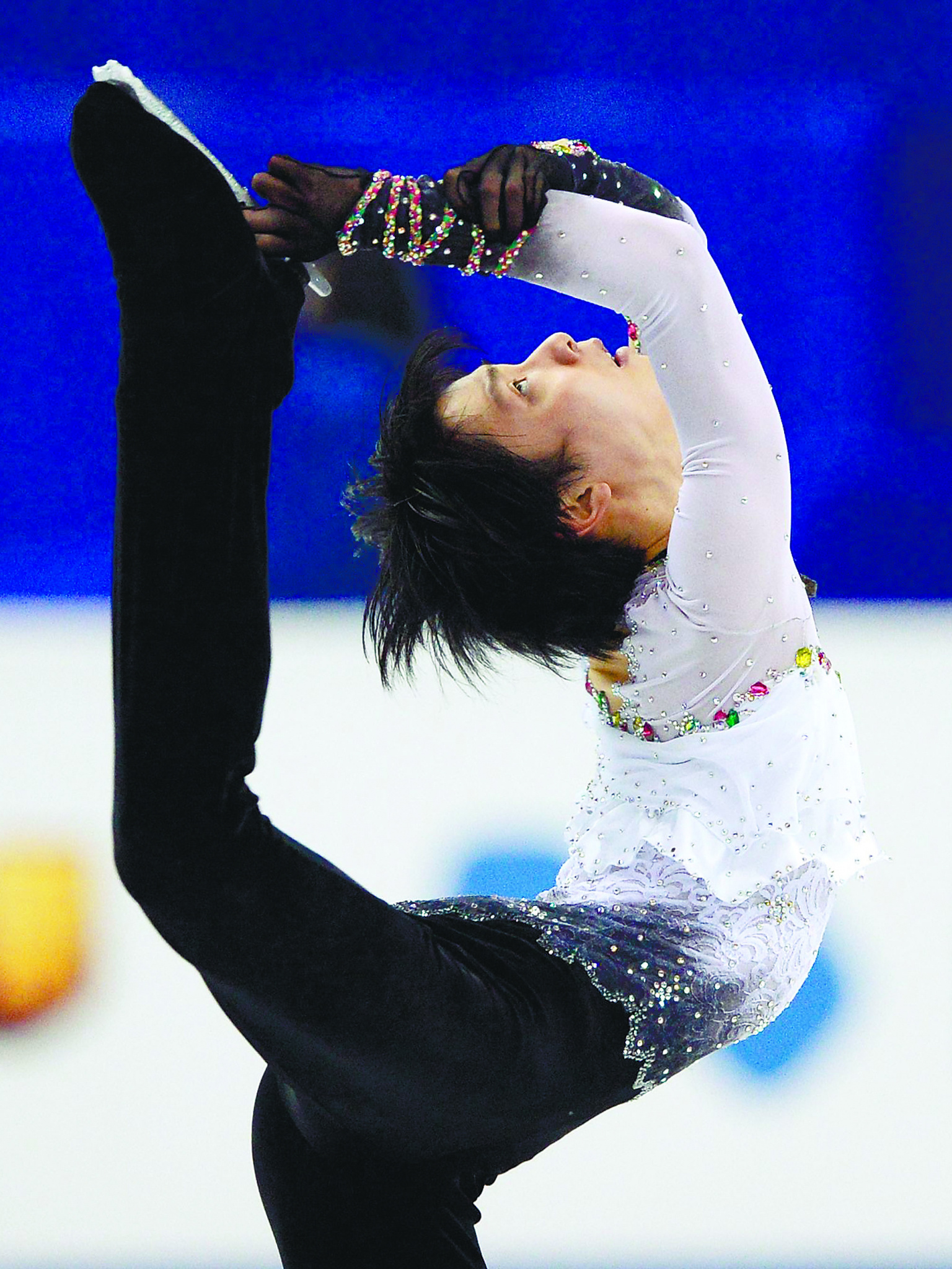 Yuzuru Hanyu, Free Download, Fernandez Wallpapers, 1540x2050 HD Phone