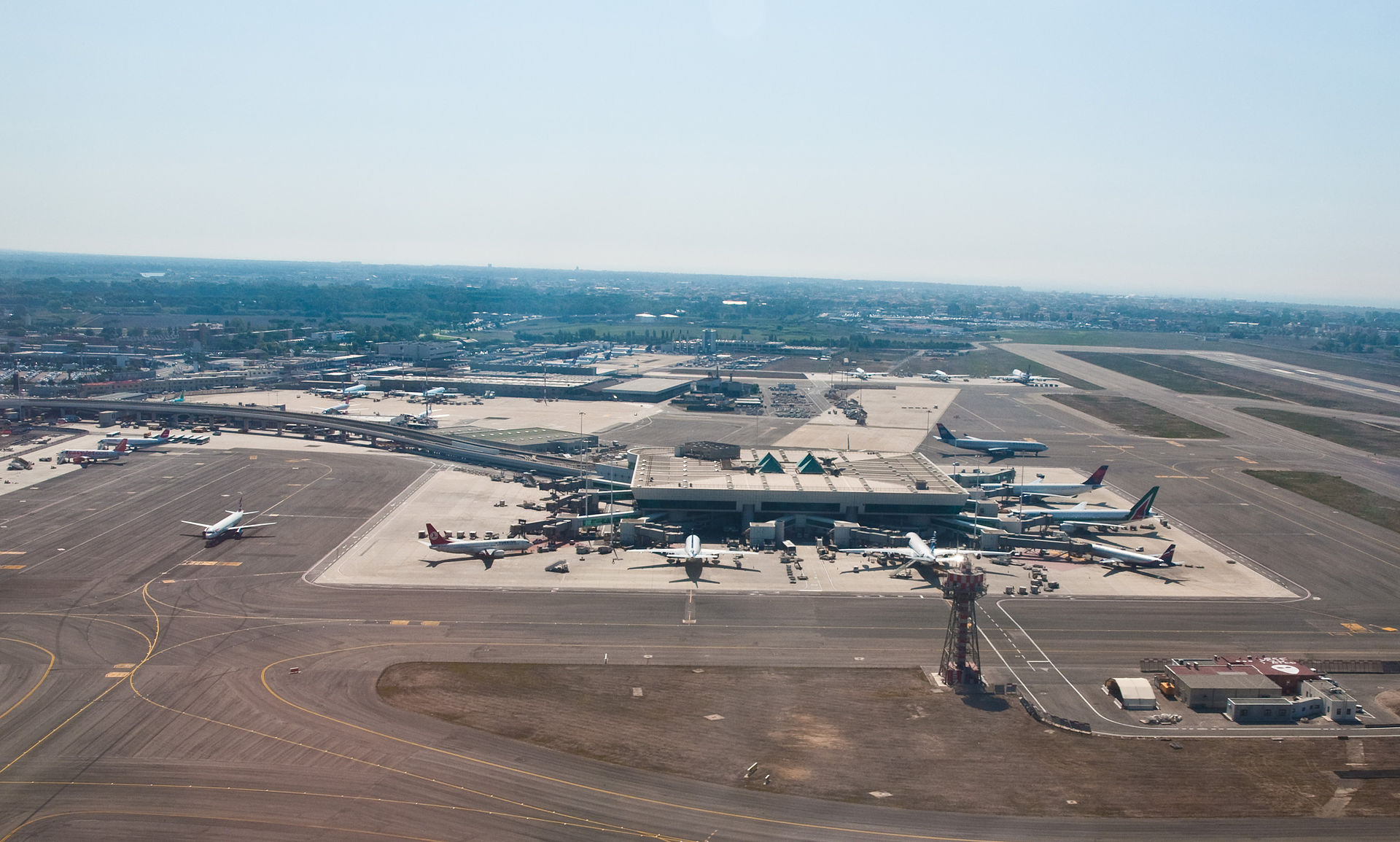 Leonardo da Vinci-Fiumicino Airport, Rome Fiumicino tips, travel outlook, travel buddy, 1920x1160 HD Desktop