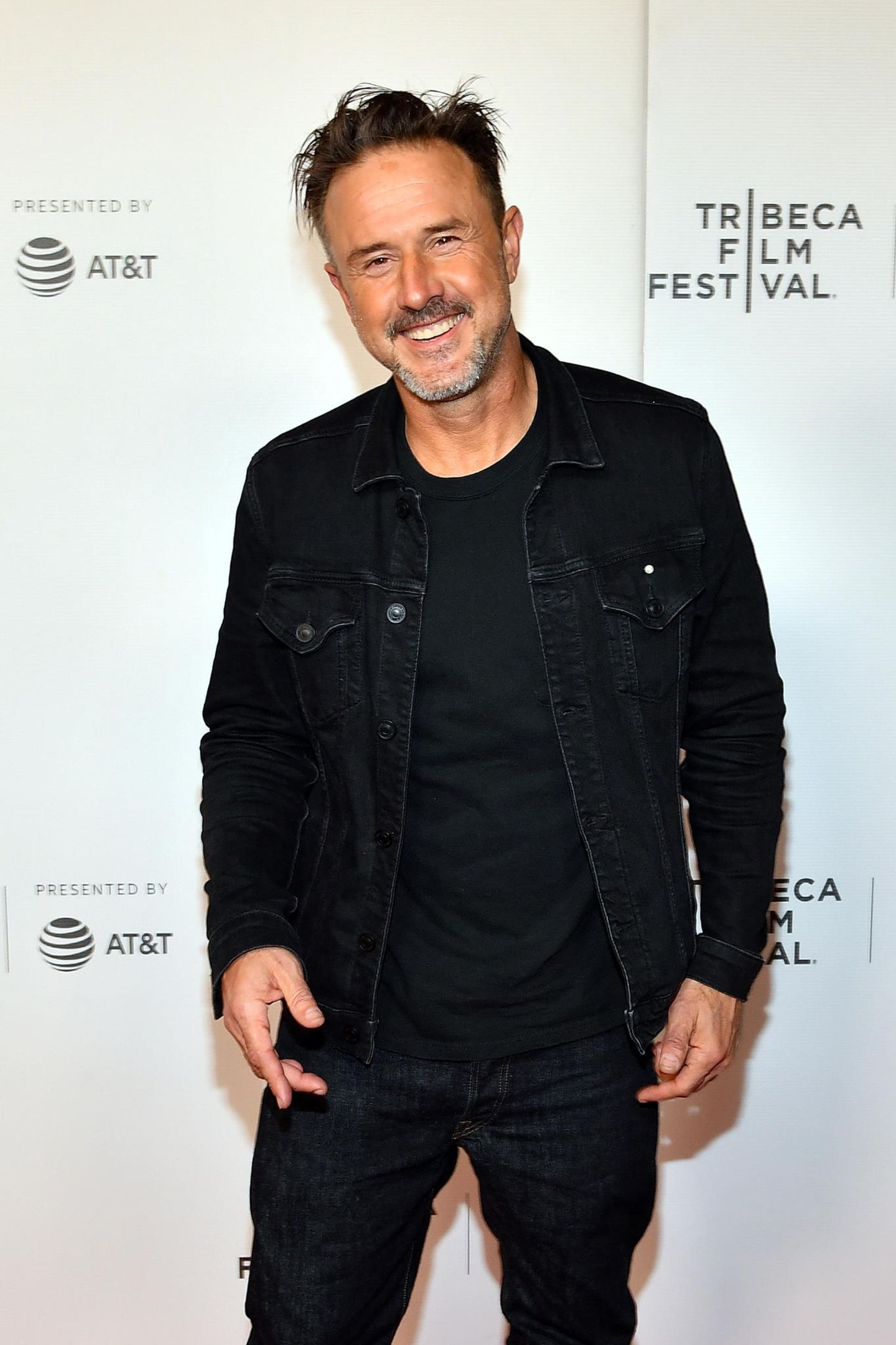 David Arquette, Star portrait, News updates, Stunning visuals, 1440x2160 HD Phone