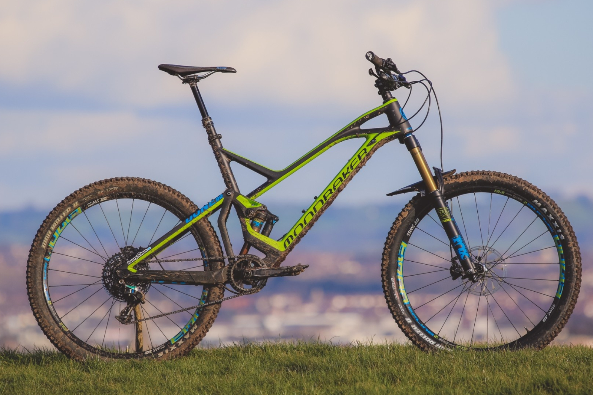 Mondraker Dune Carbon, Flash sales, Sports bikes, 55% off, 2000x1340 HD Desktop