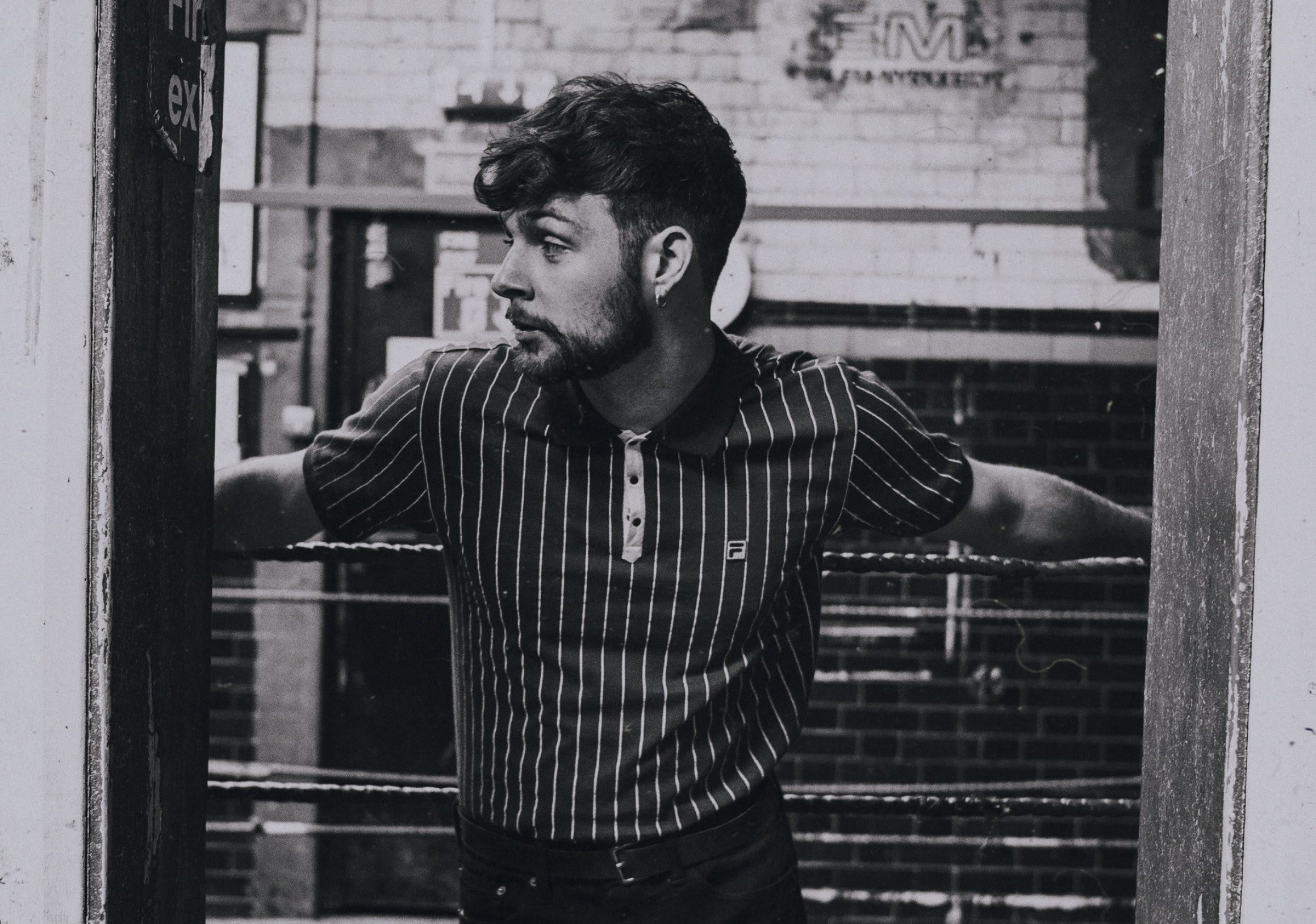 Tom Grennan, Captivating music video, Emotional storytelling, 2320x1630 HD Desktop