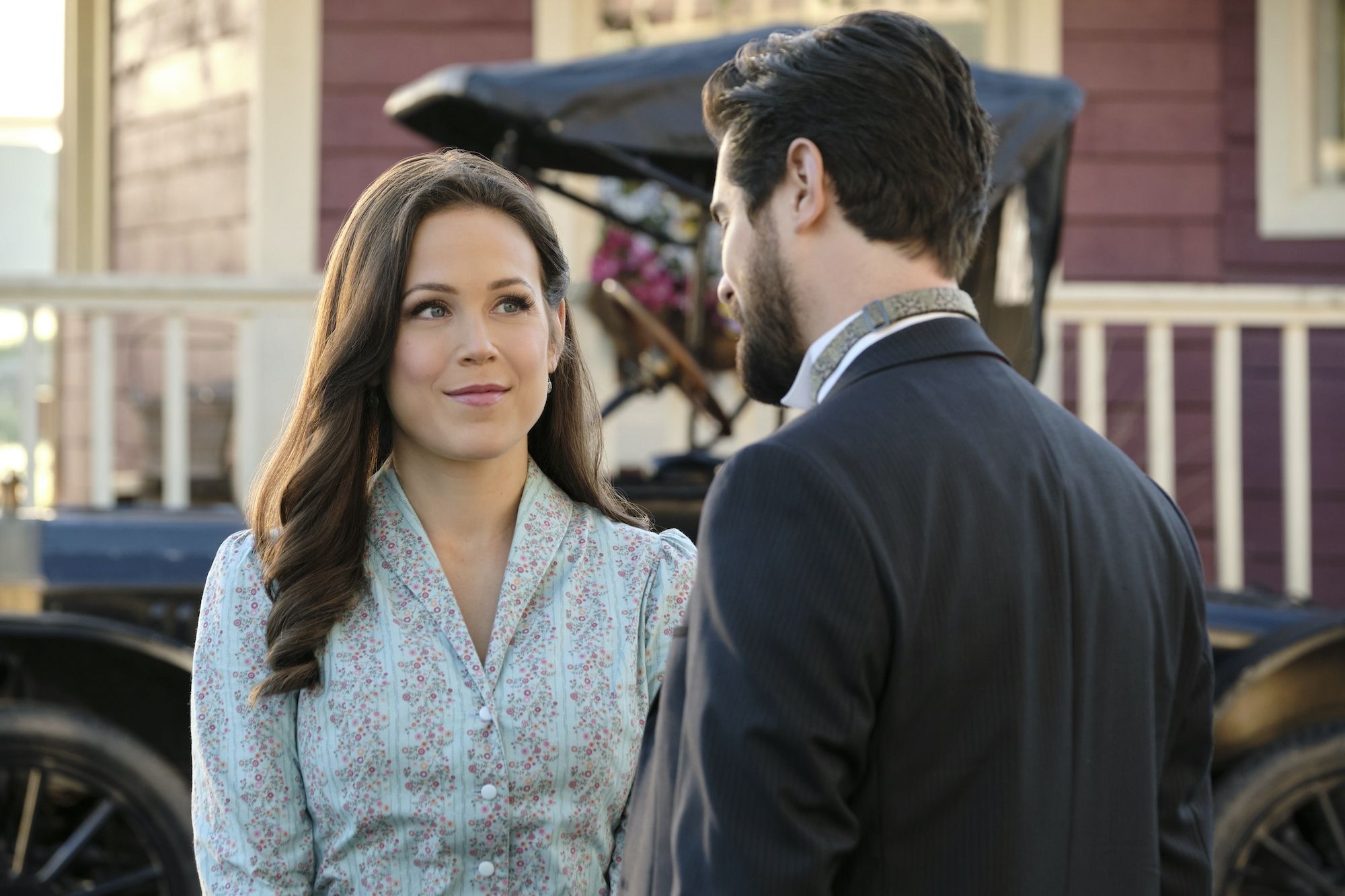 When Calls the Heart TV series, Elizabeth's relationship, Season 9, 2000x1340 HD Desktop