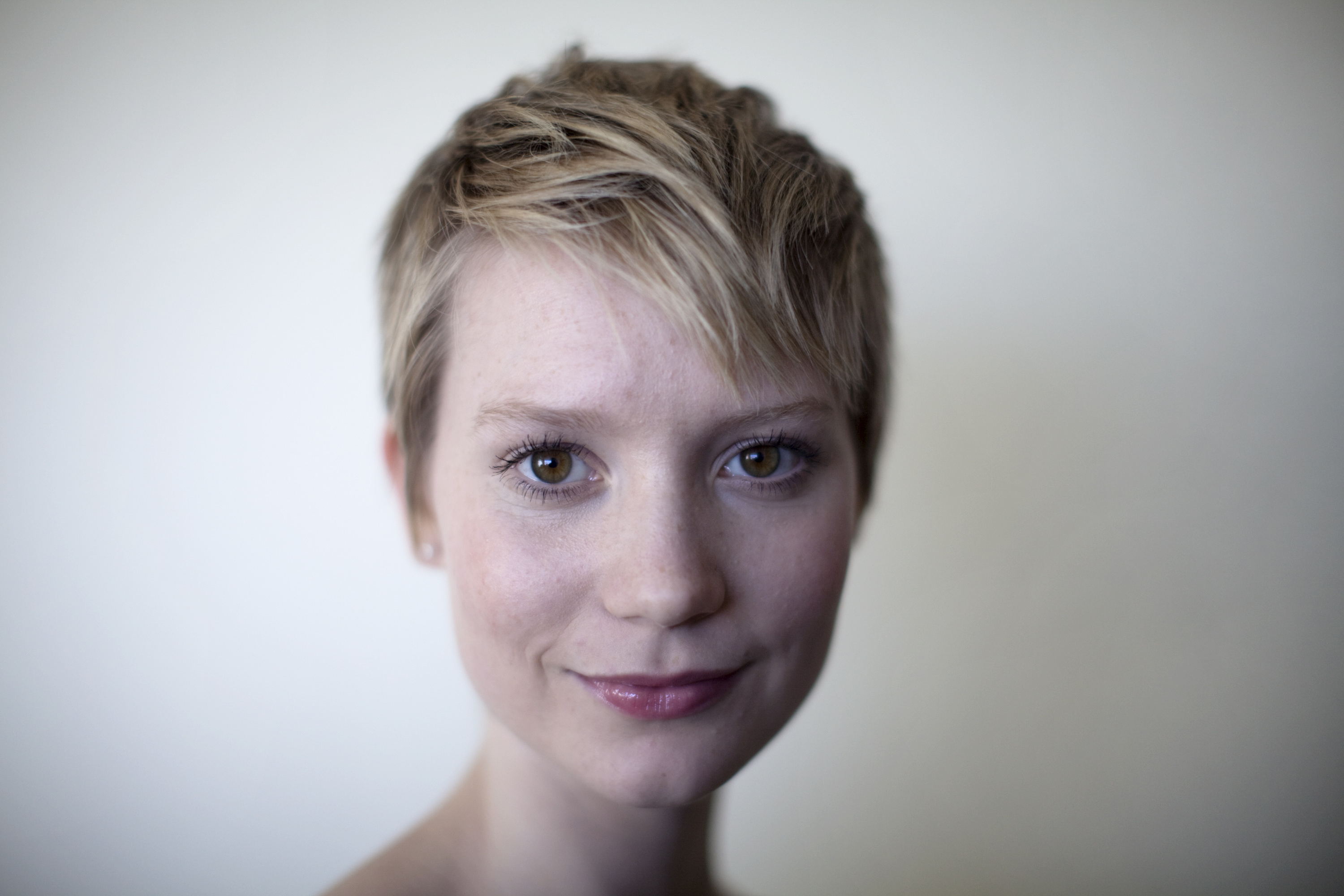 Mia Wasikowska, High definition, Numerous wallpapers, Captivating actress, 3000x2000 HD Desktop