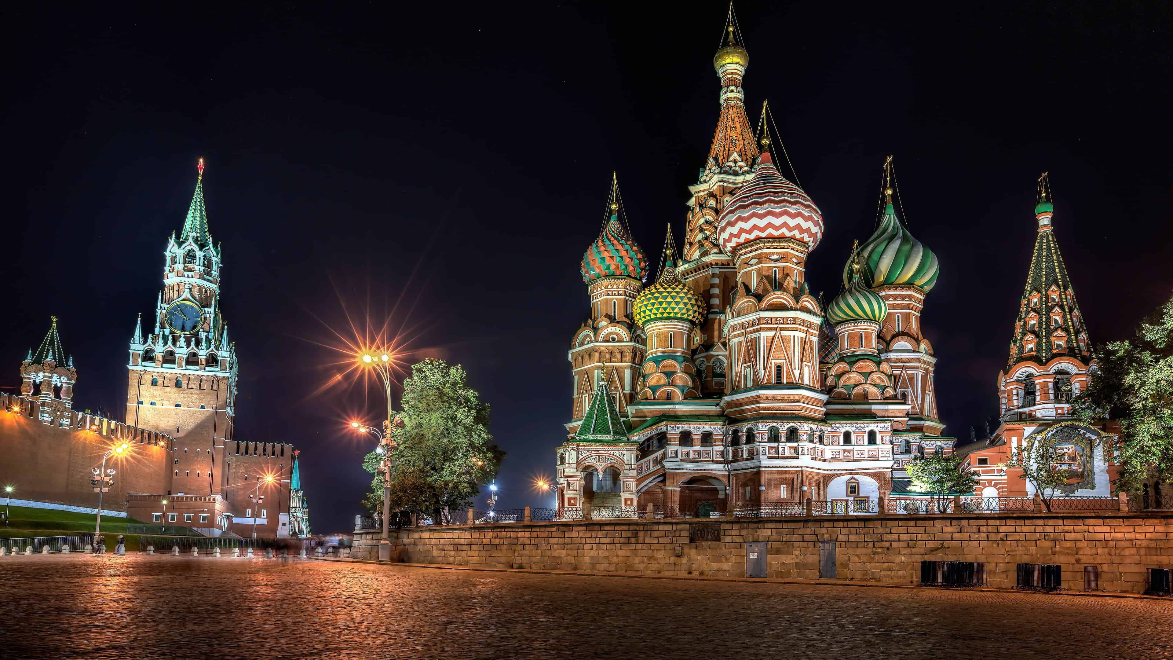 Moscow Travels, Red Square marvel, Nighttime splendor, UHD wallpaper, 3840x2160 4K Desktop