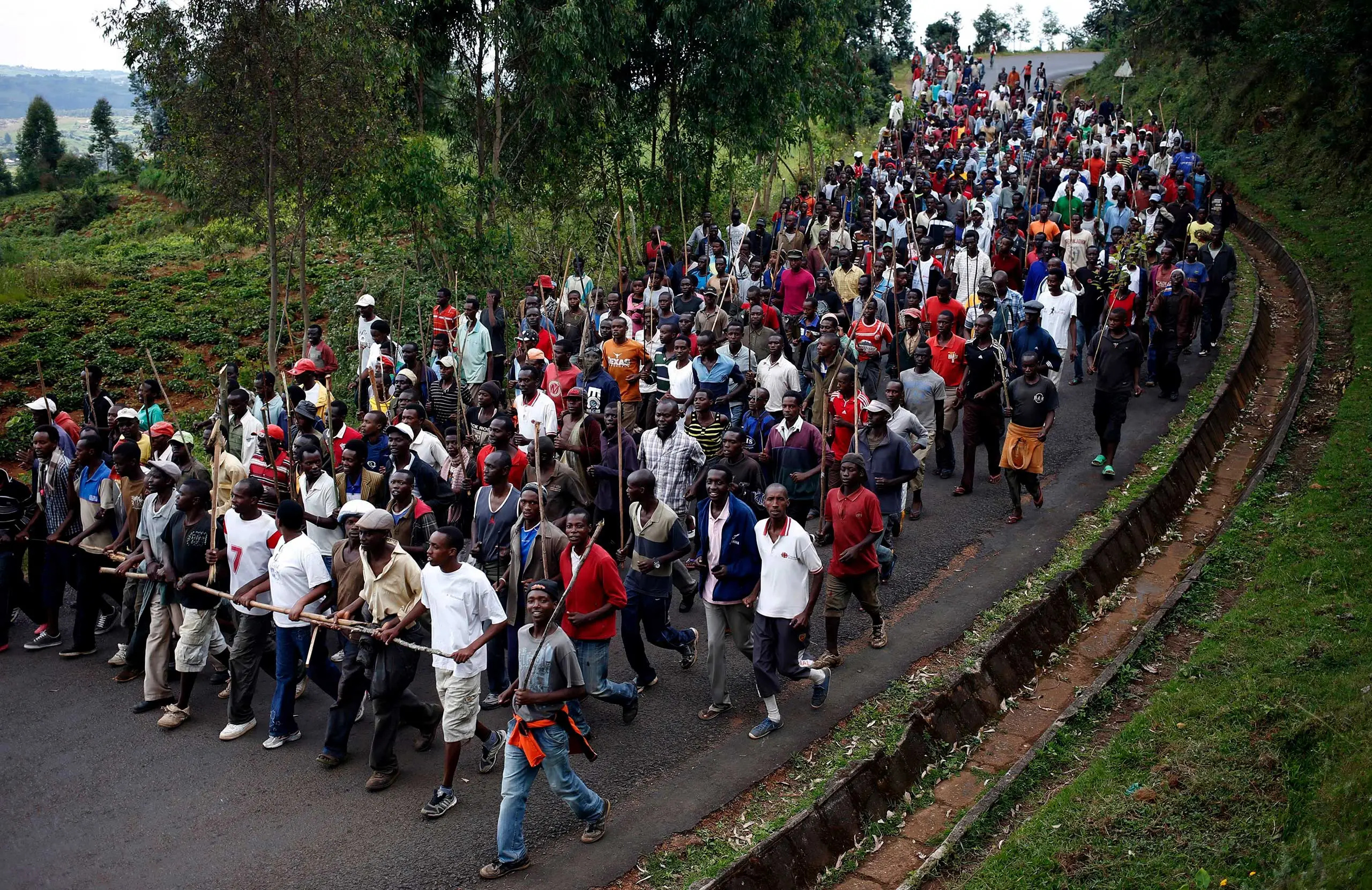Burundi, Political battle, Raped women, Travels, 2560x1660 HD Desktop