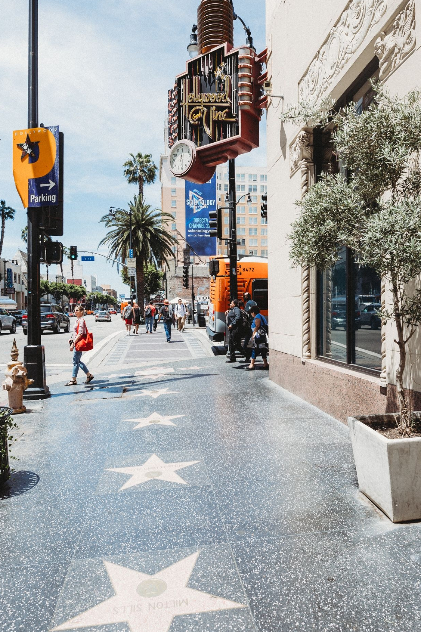 Los Angeles attractions, One-day adventure, Cityscape exploration, Hollywood charm, 1370x2050 HD Phone