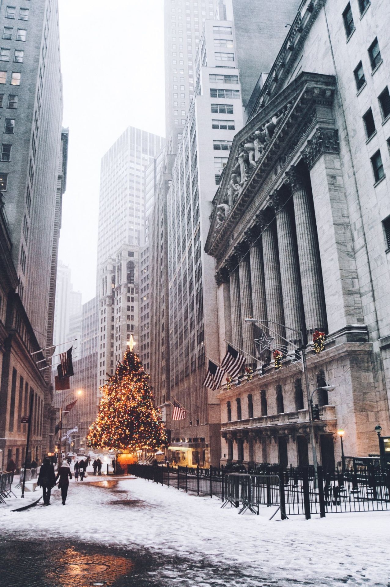 Wall Street, New York Christmas Wallpaper, 1280x1920 HD Phone