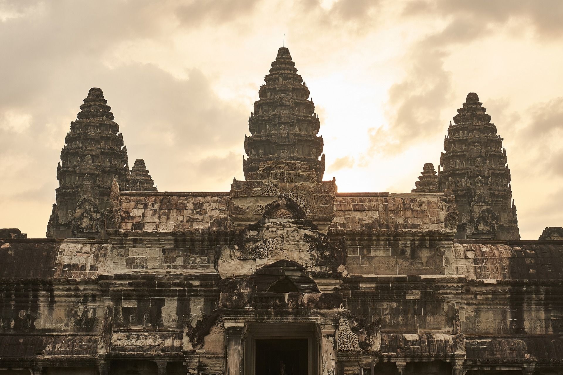 Angkor Siem Reap, Friendly people, Rich history, Angkor Wat, 1920x1280 HD Desktop