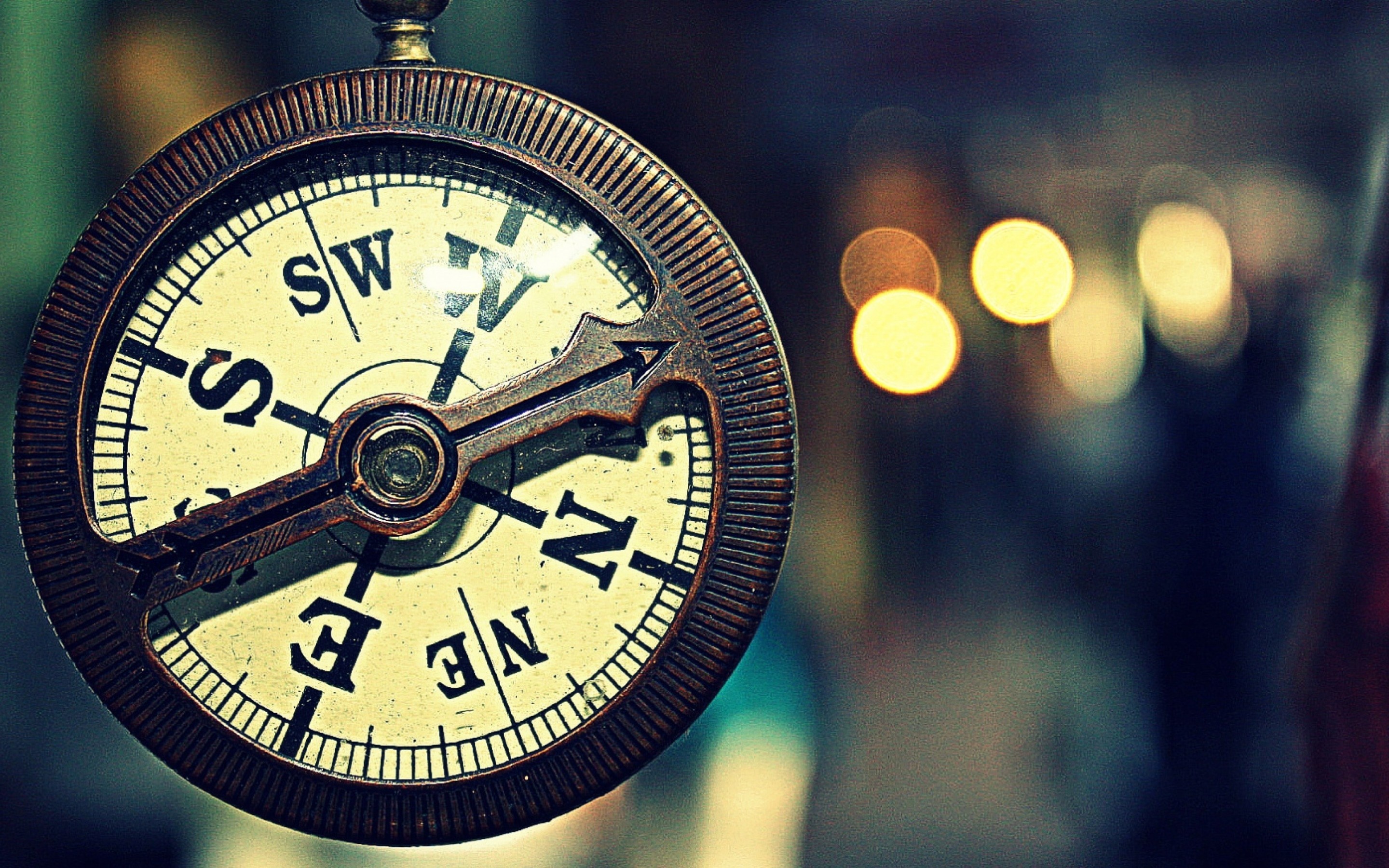 Compass wallpaper, Digital design, Navigational theme, Aesthetic appeal, 2880x1800 HD Desktop