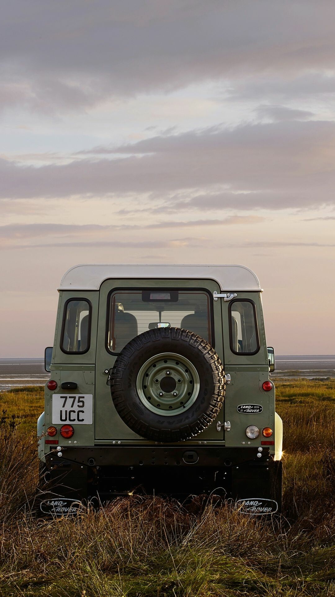 Land Rover auto, Ruggedly handsome, Brilliant Defender, Mobile adventure, 1080x1920 Full HD Phone