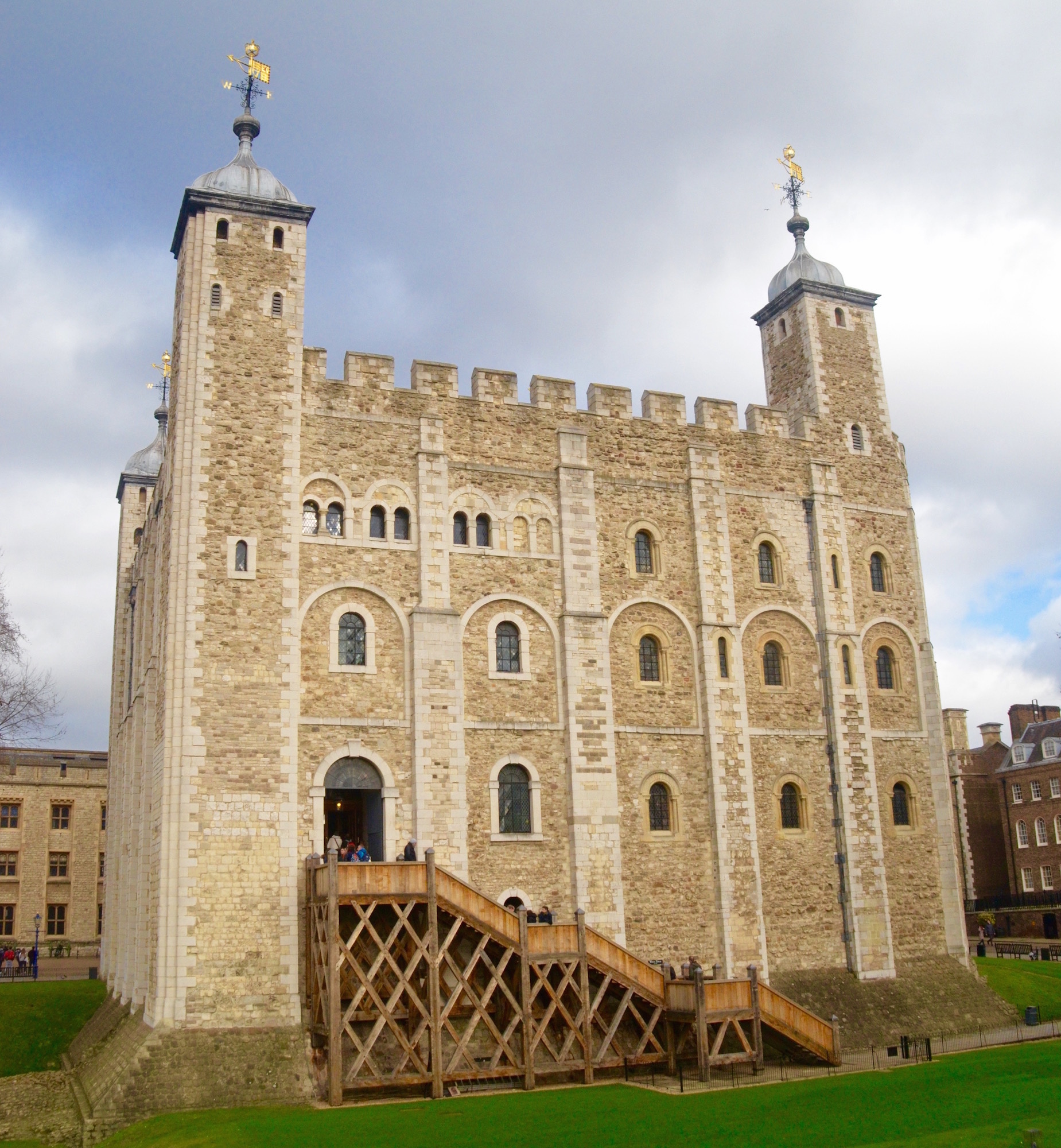 Tower of London and English history, 1850x2000 HD Phone