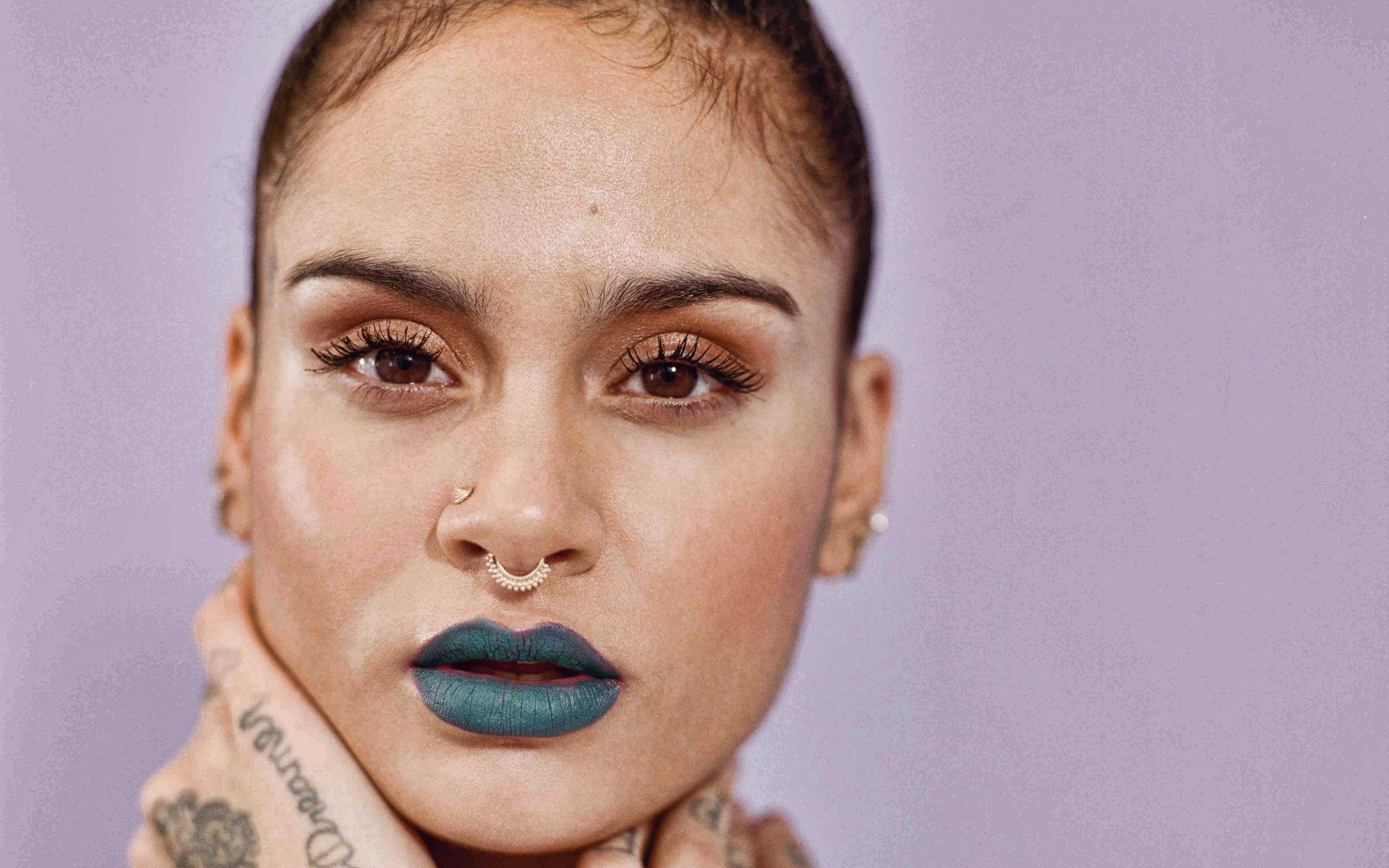 Kehlani, Music artist, Portrait, Green lipstick, 2880x1800 HD Desktop