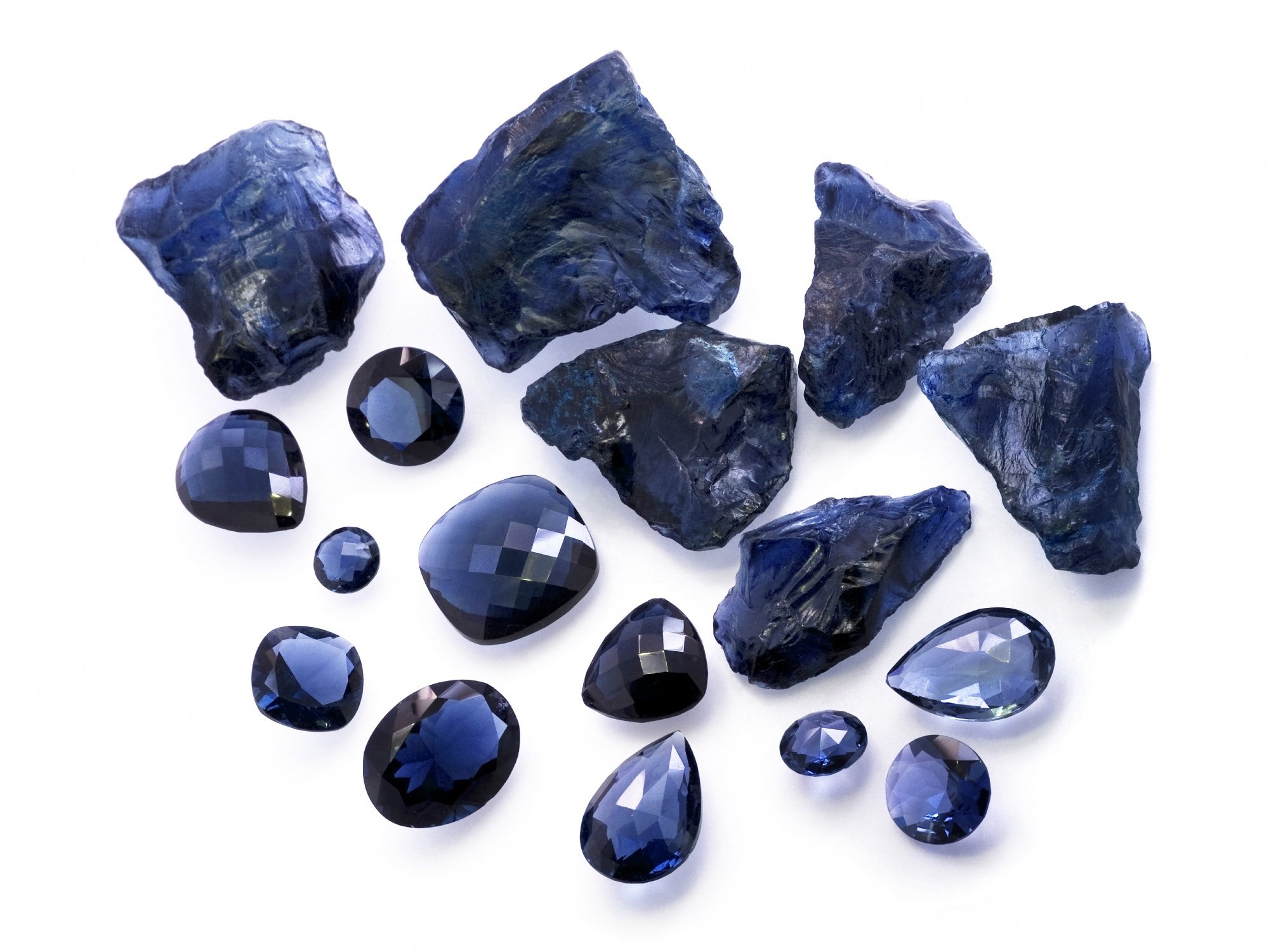 Sapphire properties, Precious gemstone, Diamond buzz, 2000x1500 HD Desktop
