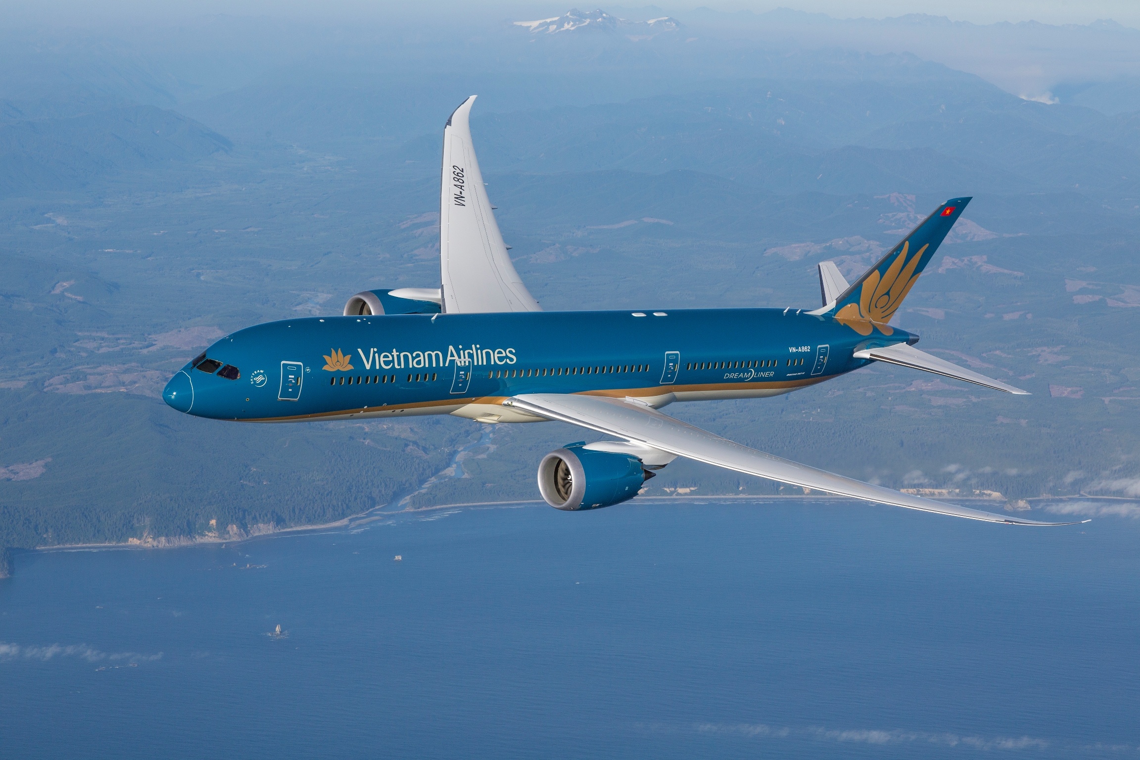 Vietnam Airlines, Codeshare expansion, Delta partnership, Vietnamese news, 2310x1540 HD Desktop