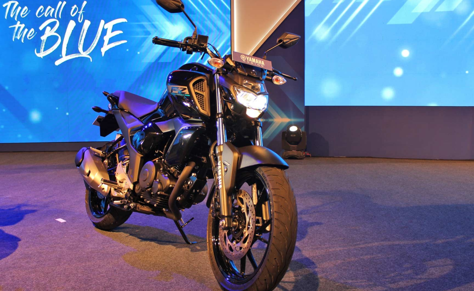 Yamaha FZ-FI performance, Stylish and dynamic, Cutting-edge technology, Thrilling ride, 1920x1180 HD Desktop