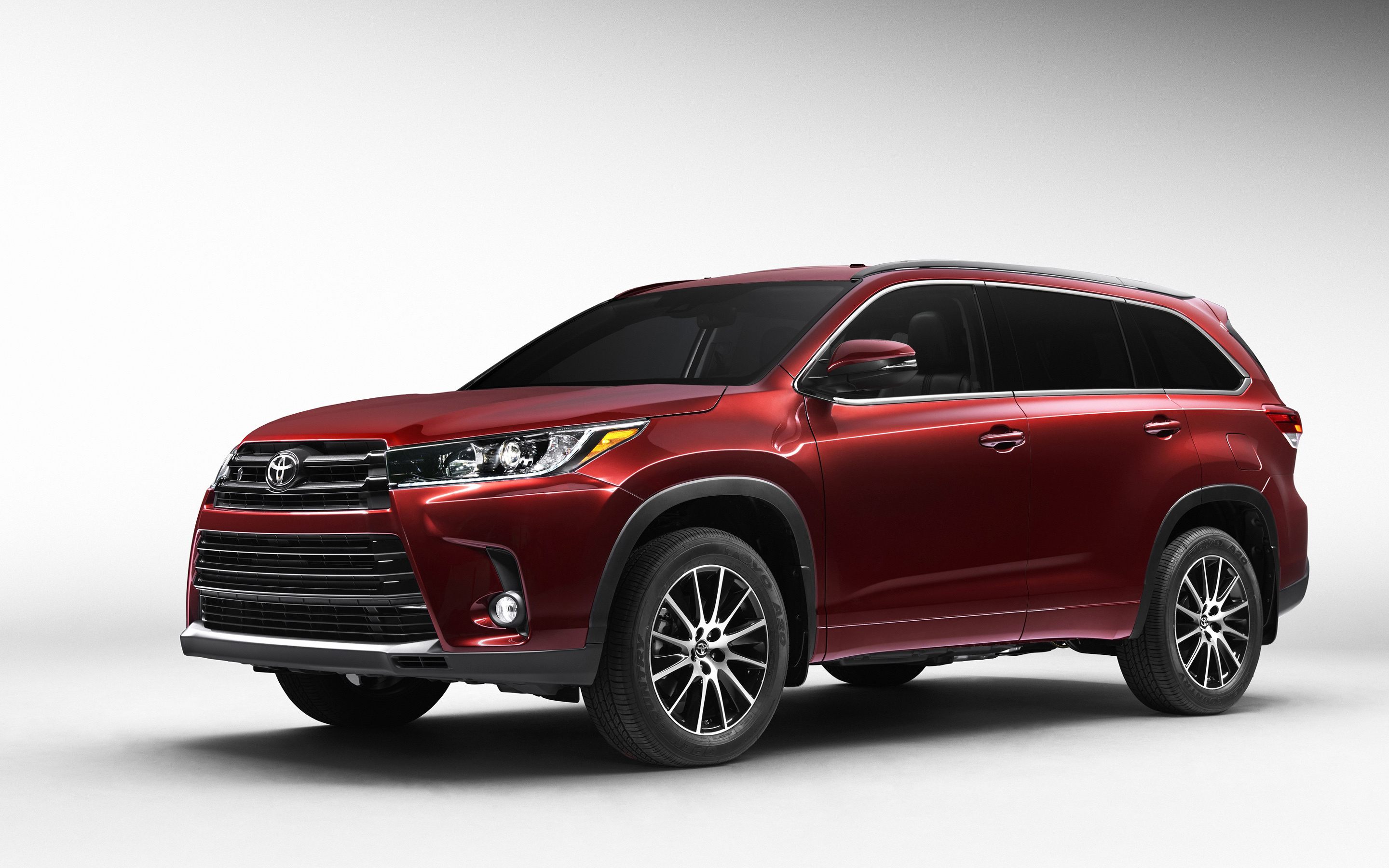 2019 Model, Toyota Highlander Wallpaper, 2880x1800 HD Desktop