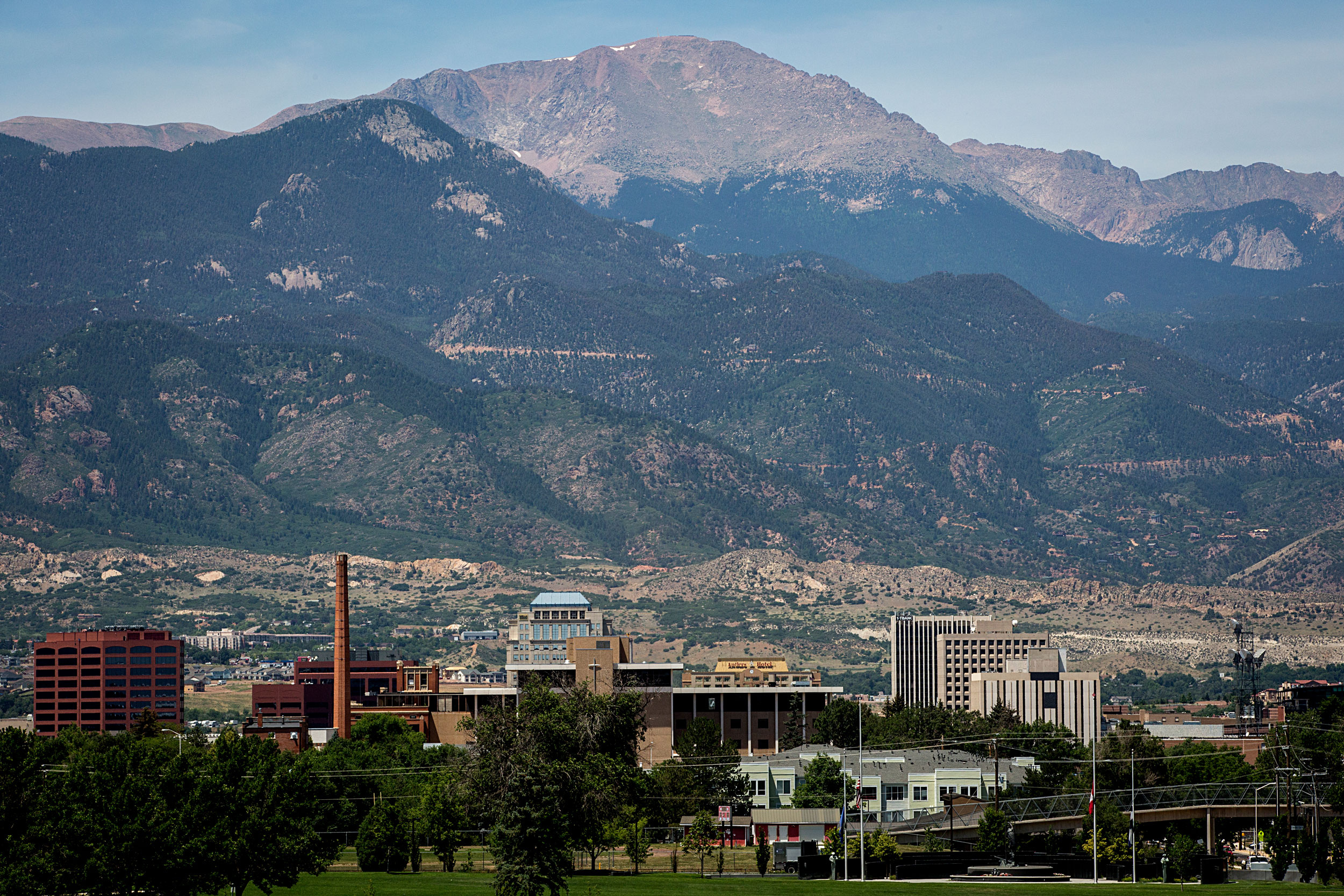 Colorado Springs, Pikes Peak (Colorado) Wallpaper, 2500x1670 HD Desktop