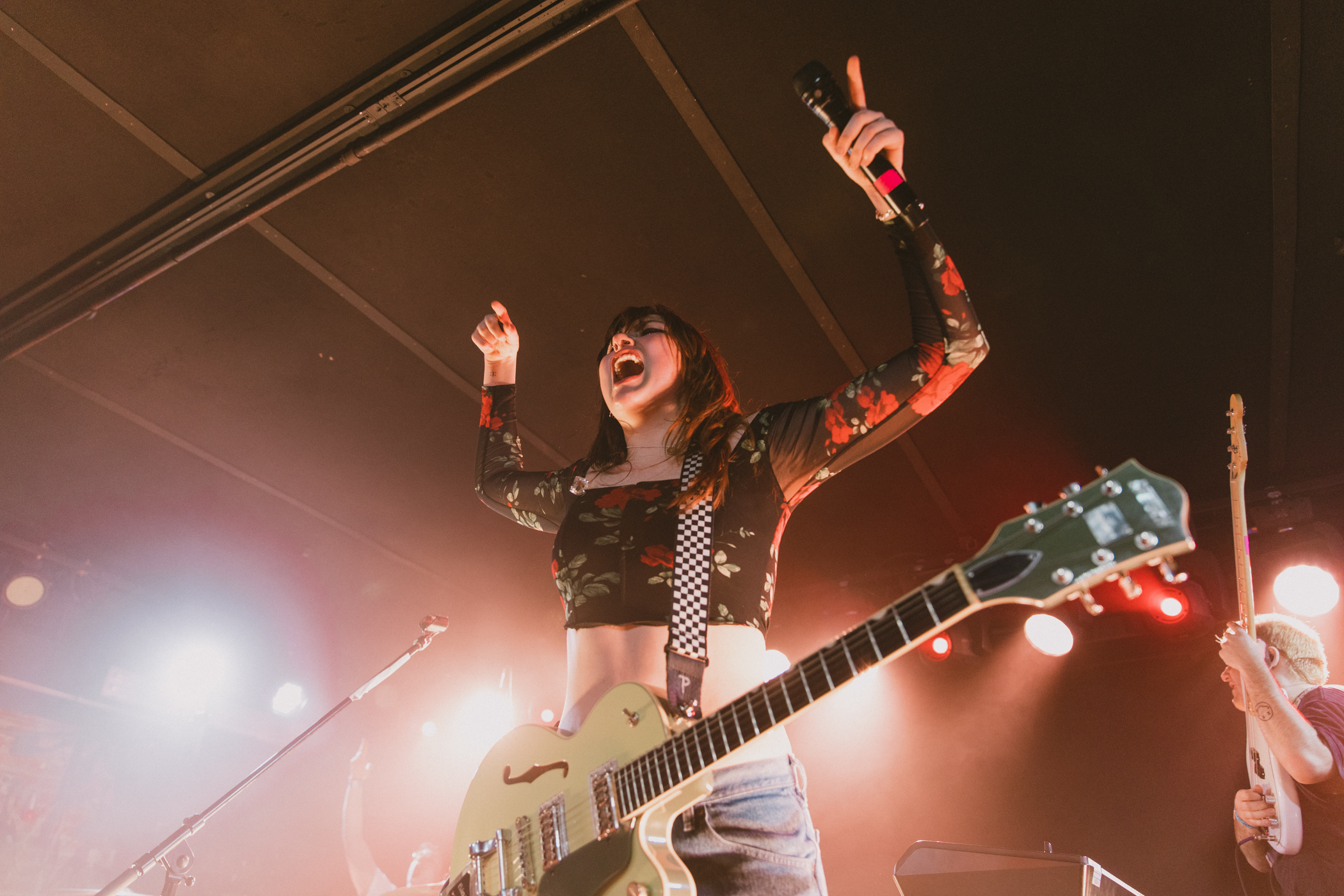 Mercury Lounge, GAYLE (Singer) Wallpaper, 2100x1400 HD Desktop