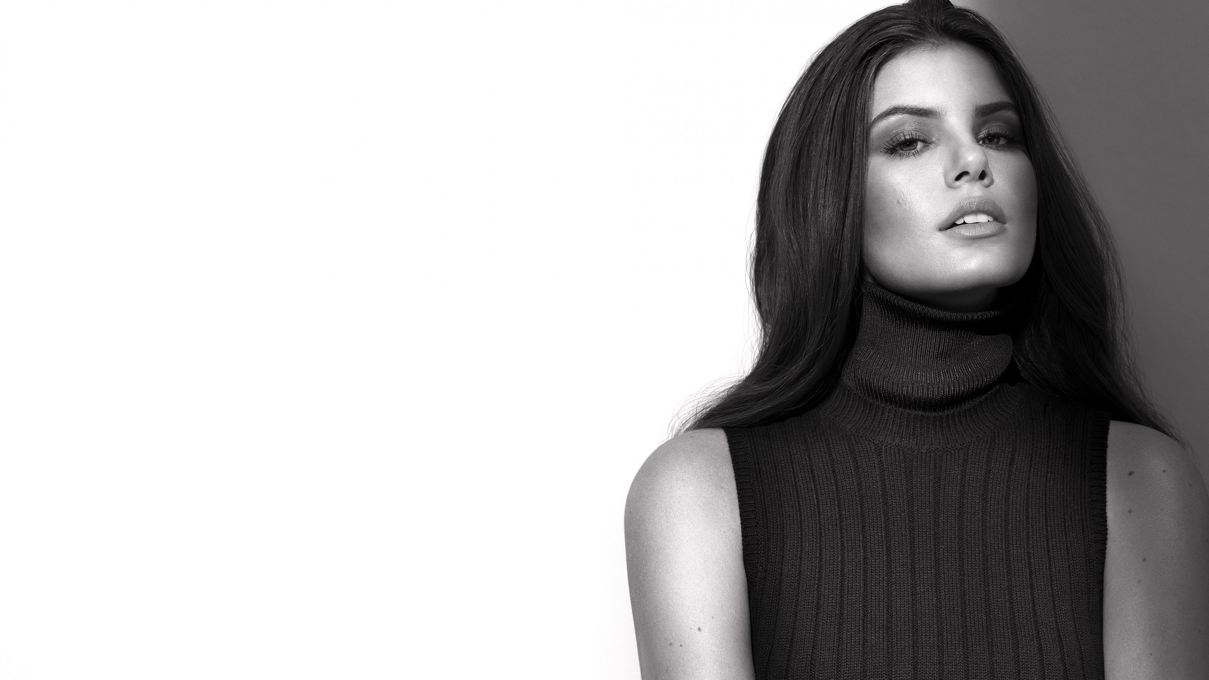 Monochrome, Camila Queiroz Wallpaper, 3840x2160 4K Desktop