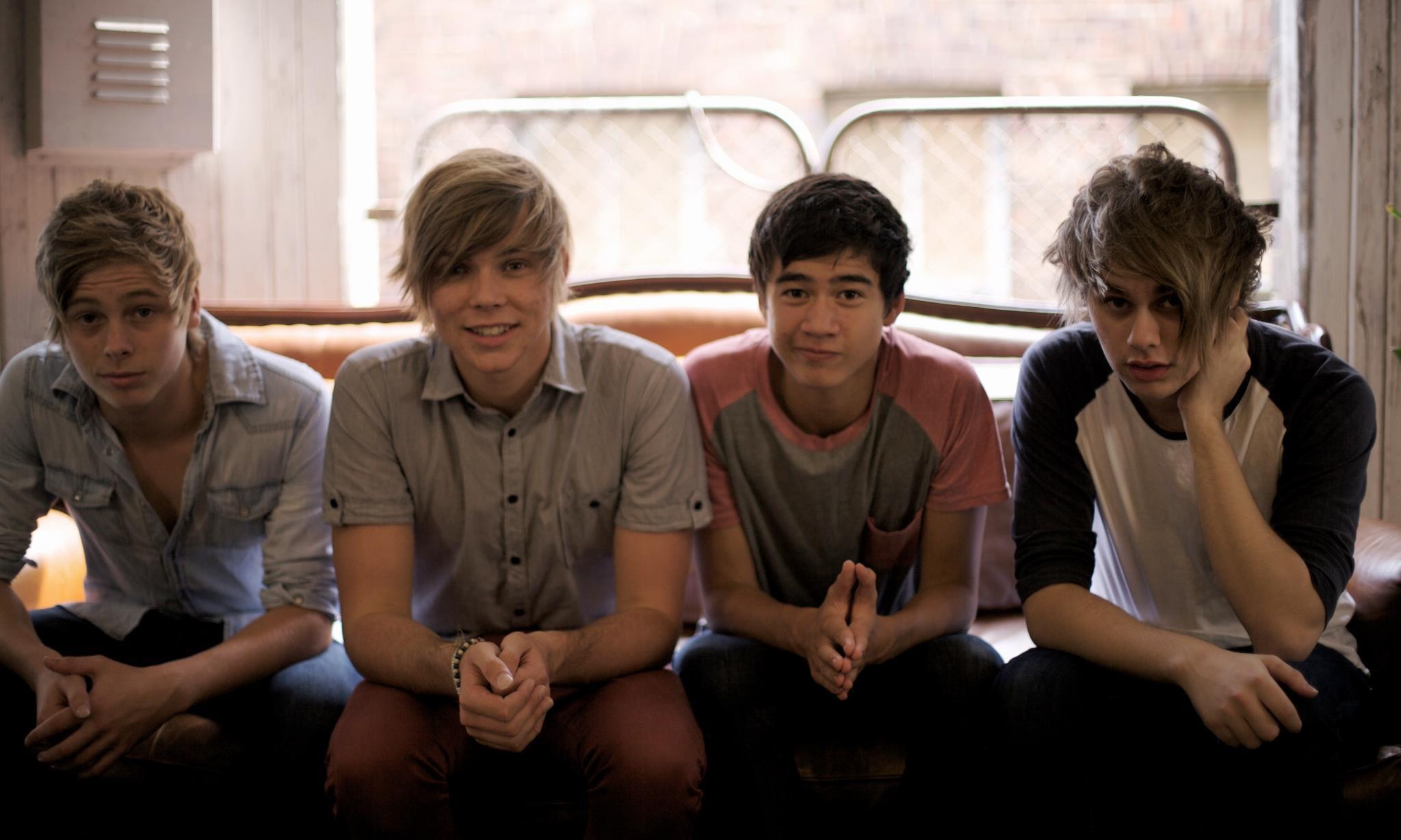 5 Seconds of Summer, New EP release, Fans' excitement, Music groups, 2050x1230 HD Desktop