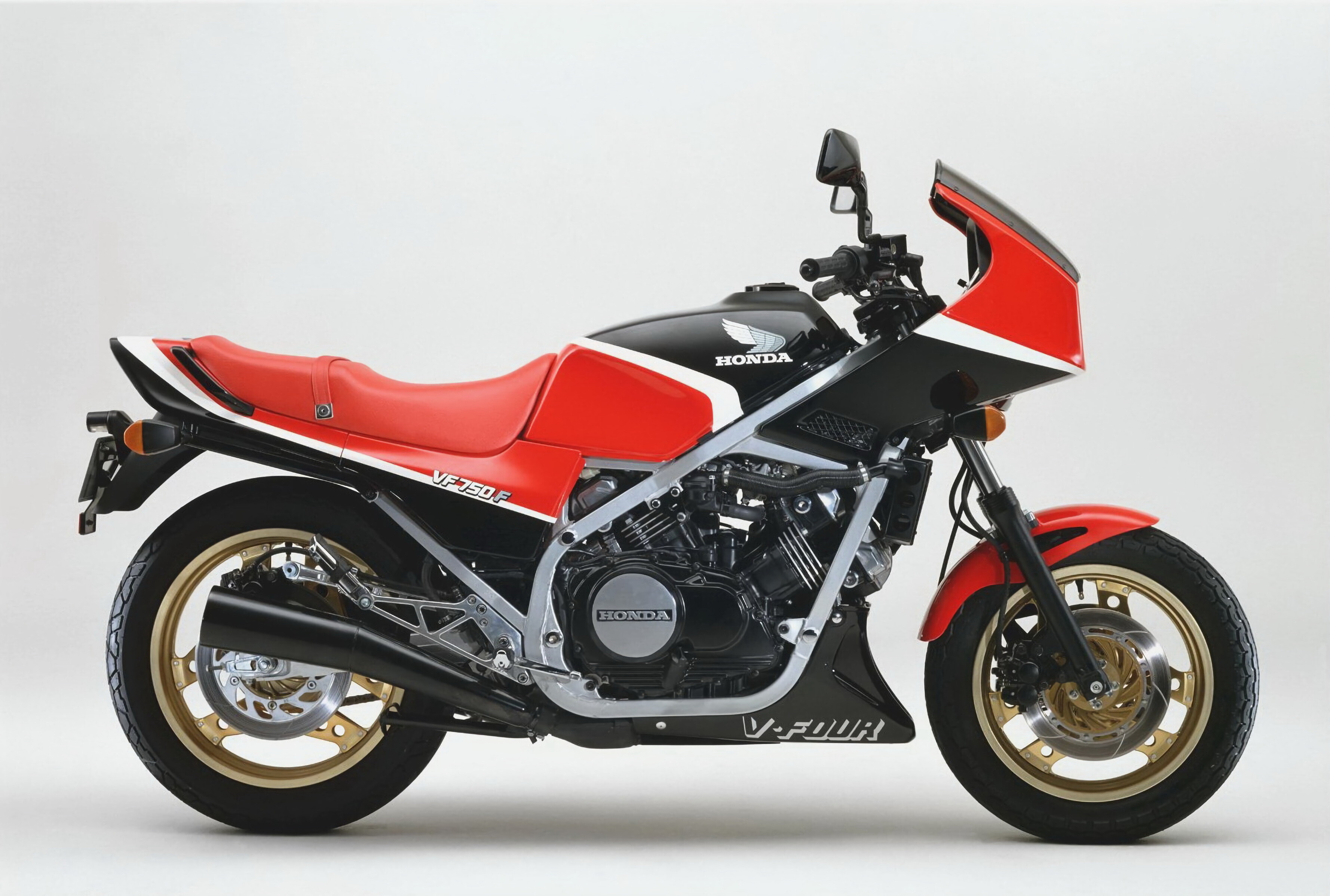 Honda VFR750F Interceptor, Cutting-edge technology, Superior control, Unmatched performance, 3560x2400 4K Desktop