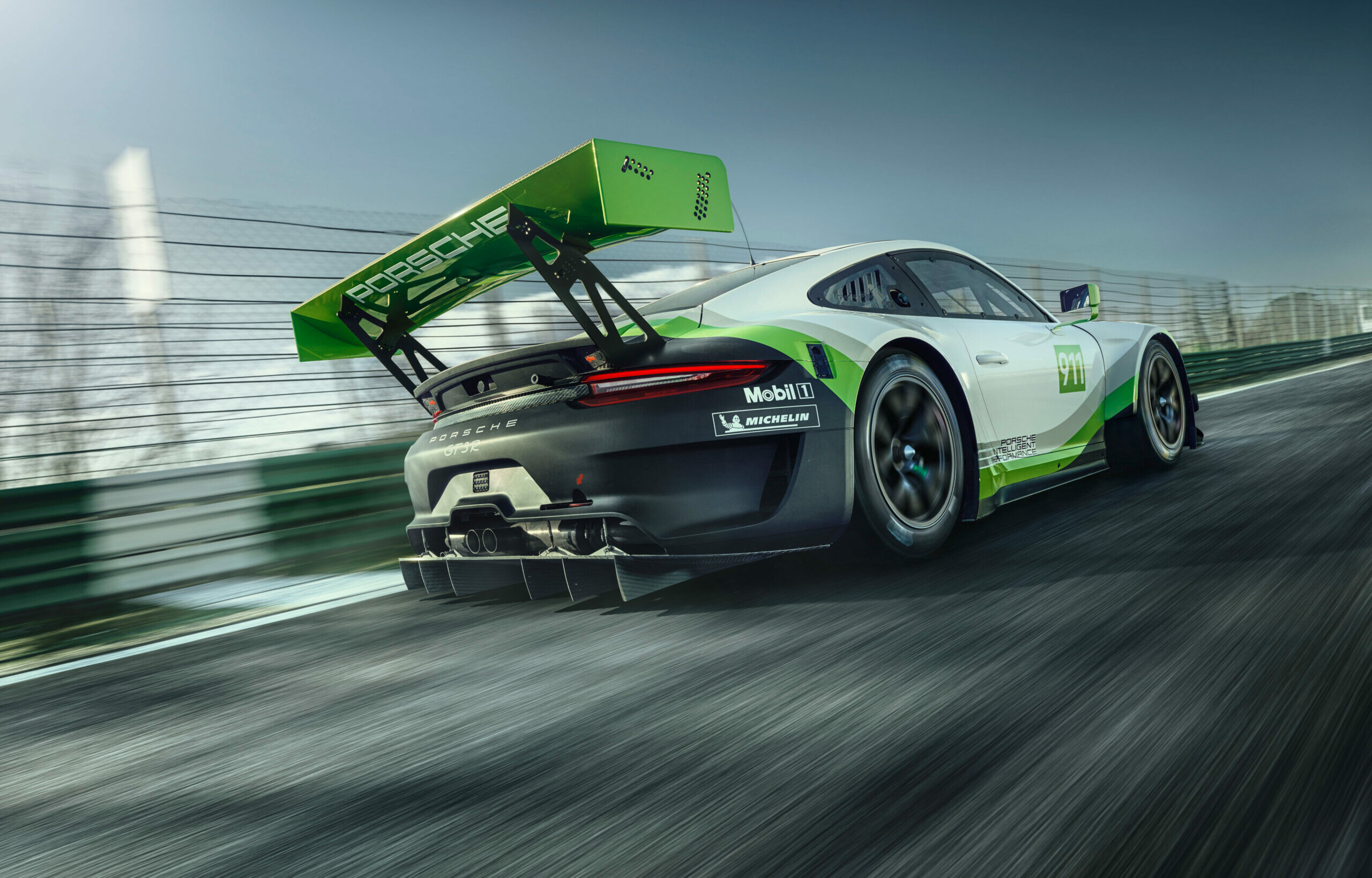 GT3 R, GT3 Wallpaper, 2560x1640 HD Desktop