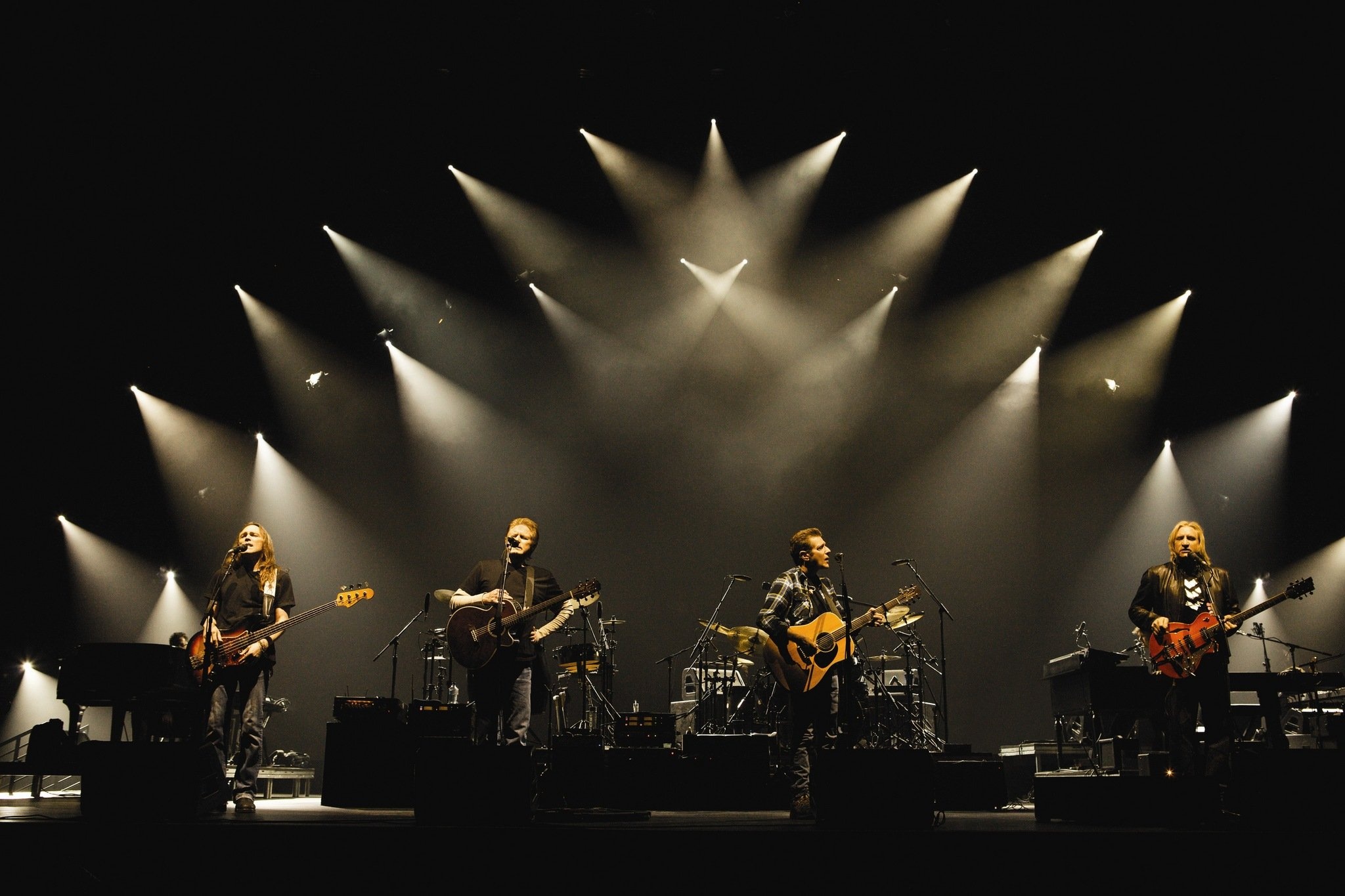 The Eagles perform state college, 2050x1370 HD Desktop