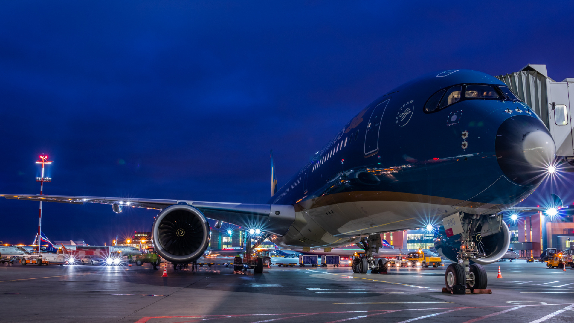 Vietnam Airlines, VN-A893, Airbus A350-941, 1920x1080 Full HD Desktop