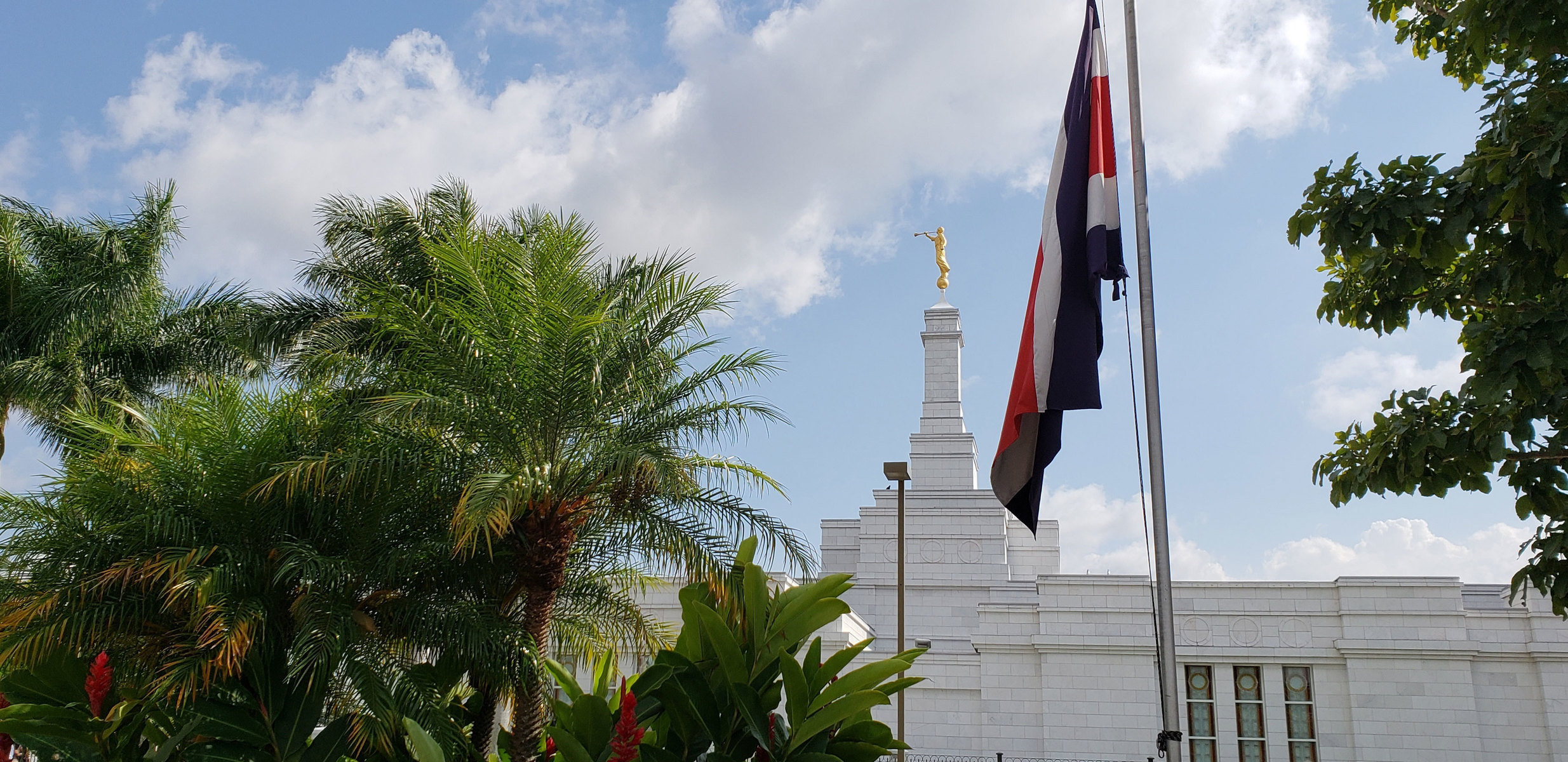 San Jose, Costa Rica, Temple photograph gallery, Landmarks, 2470x1200 Dual Screen Desktop