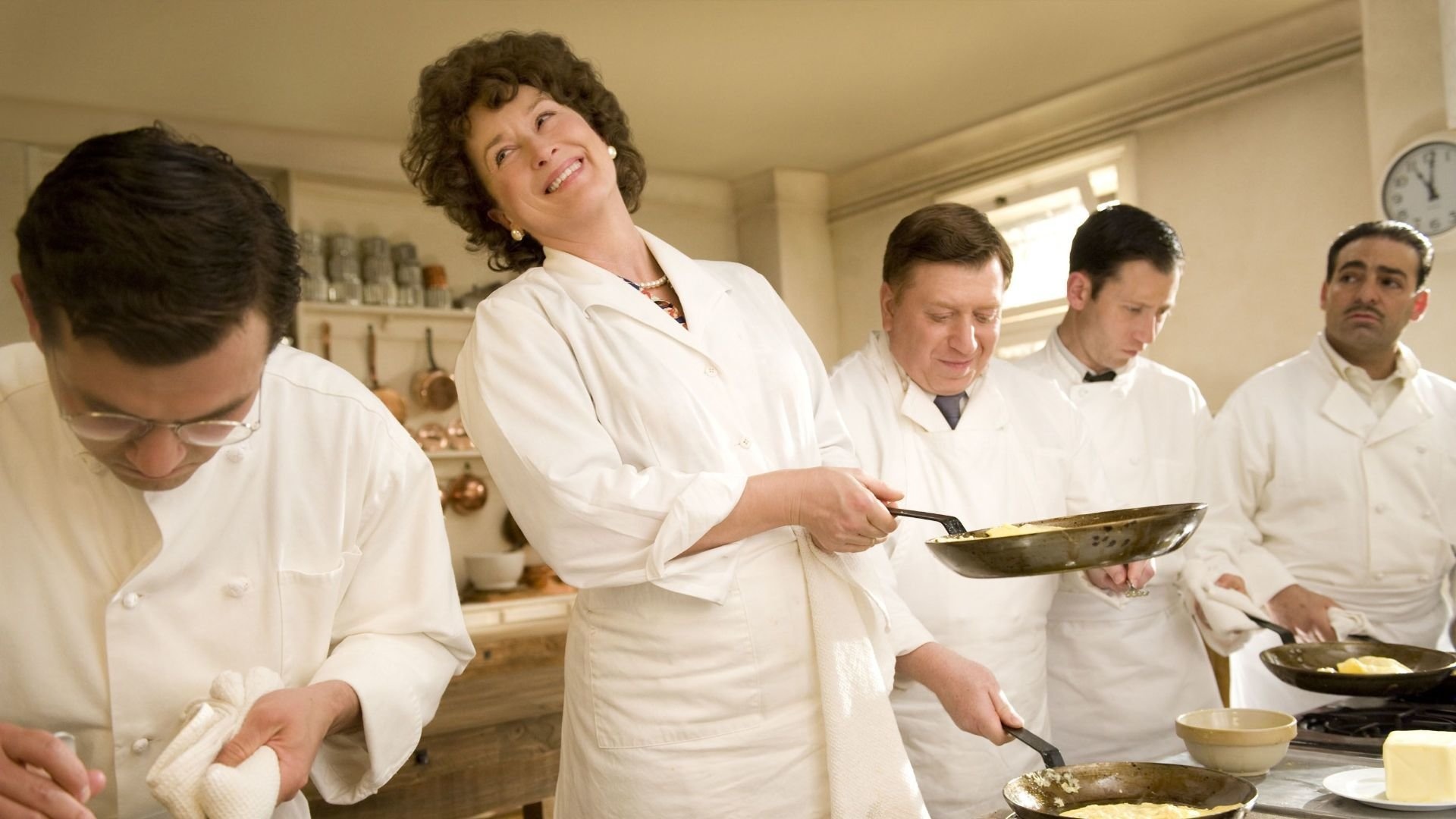 Julie and Julia, Heartwarming film, Food blogging journey, Life-changing connections, 1920x1080 Full HD Desktop