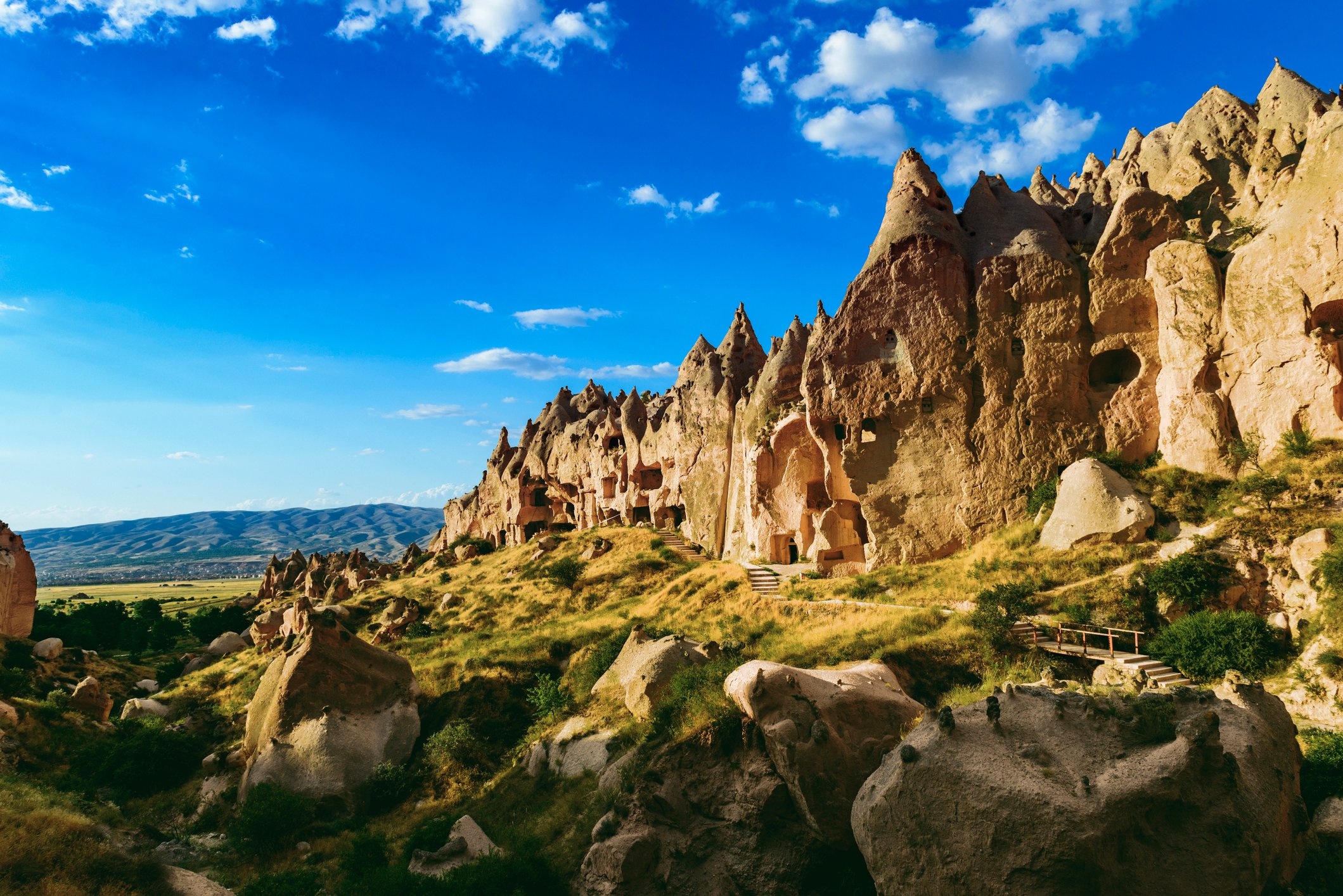 Goreme National Park, World heritage in Turkey, Magical realm, Hot air balloon rides, 2120x1420 HD Desktop