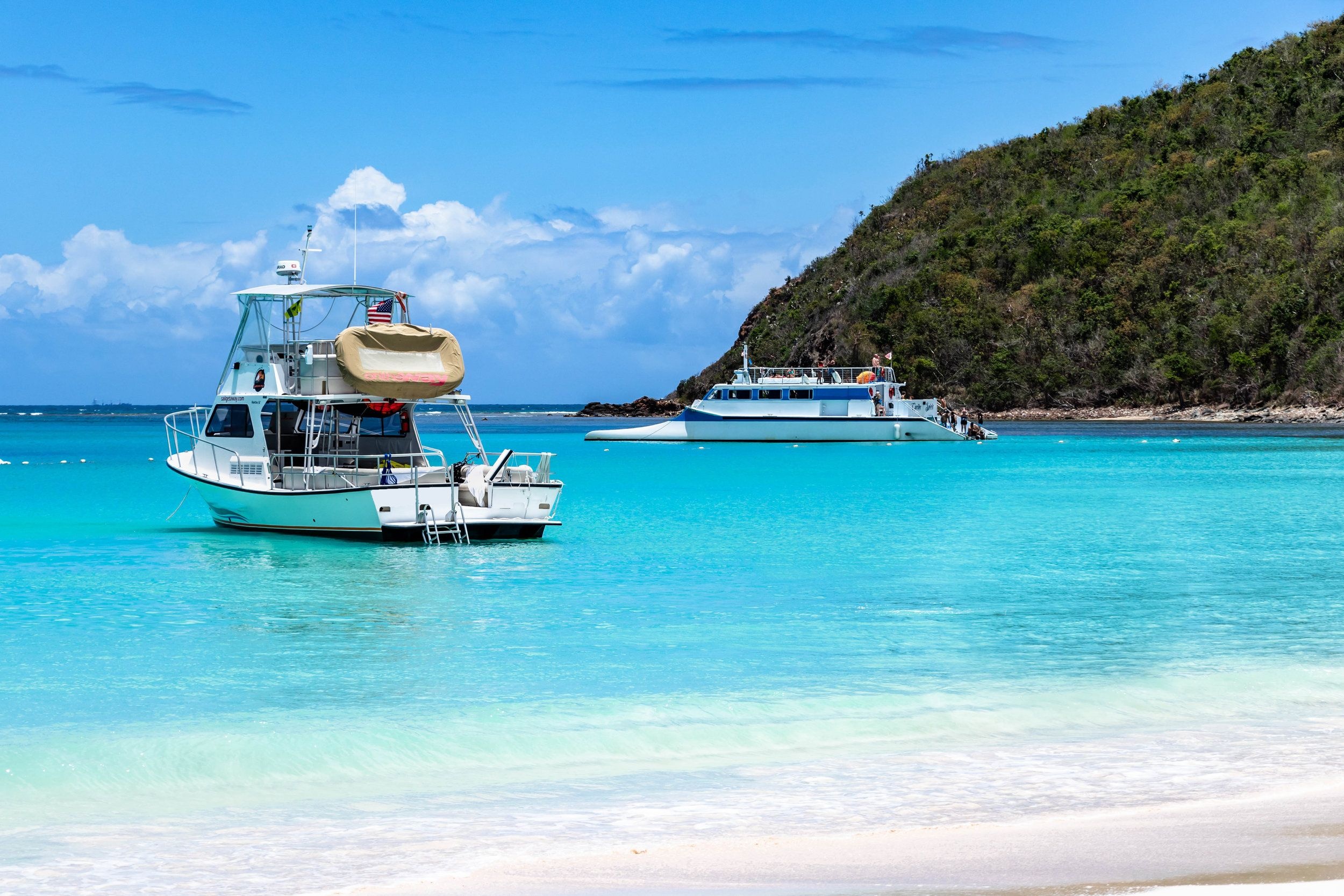 Flamenco Beach, Puerto Rico, Catamaran, Heunzo, 2500x1670 HD Desktop