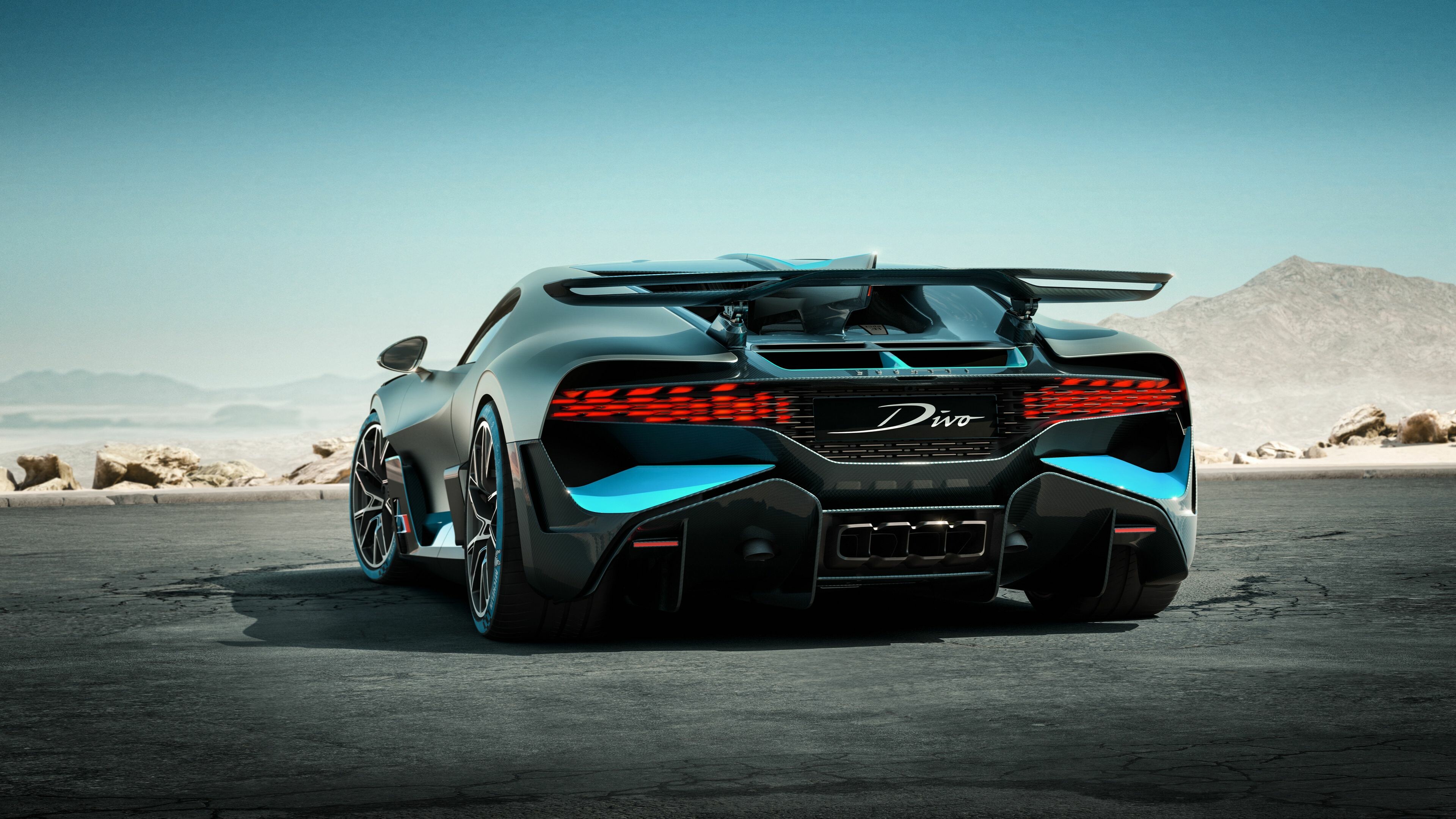 Bugatti, Bugatti Divo, Rear view, Sports cars at their best, 3840x2160 4K Desktop