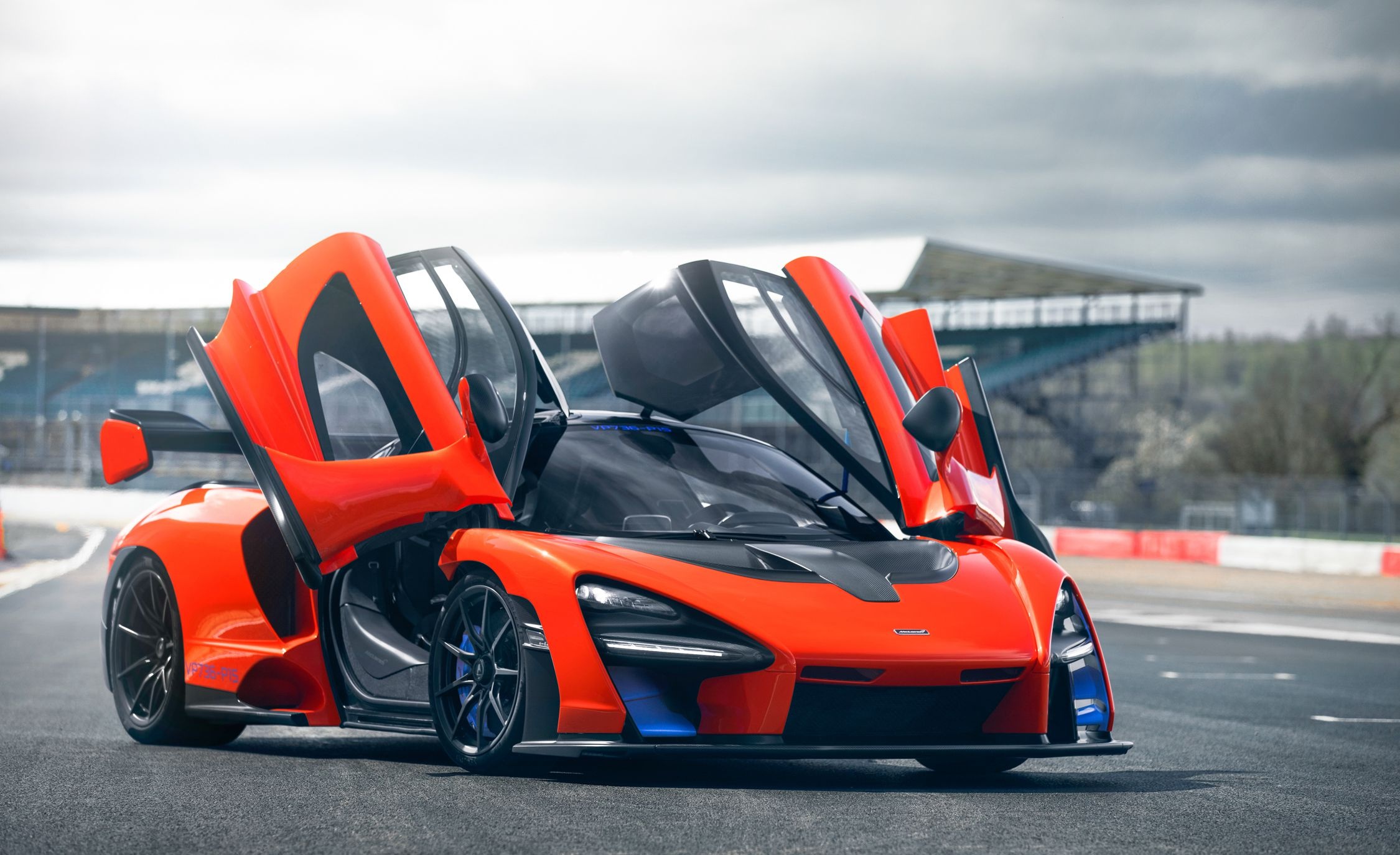 McLaren Senna, Nerpel individual, Precision performance, Unique design, 2250x1380 HD Desktop