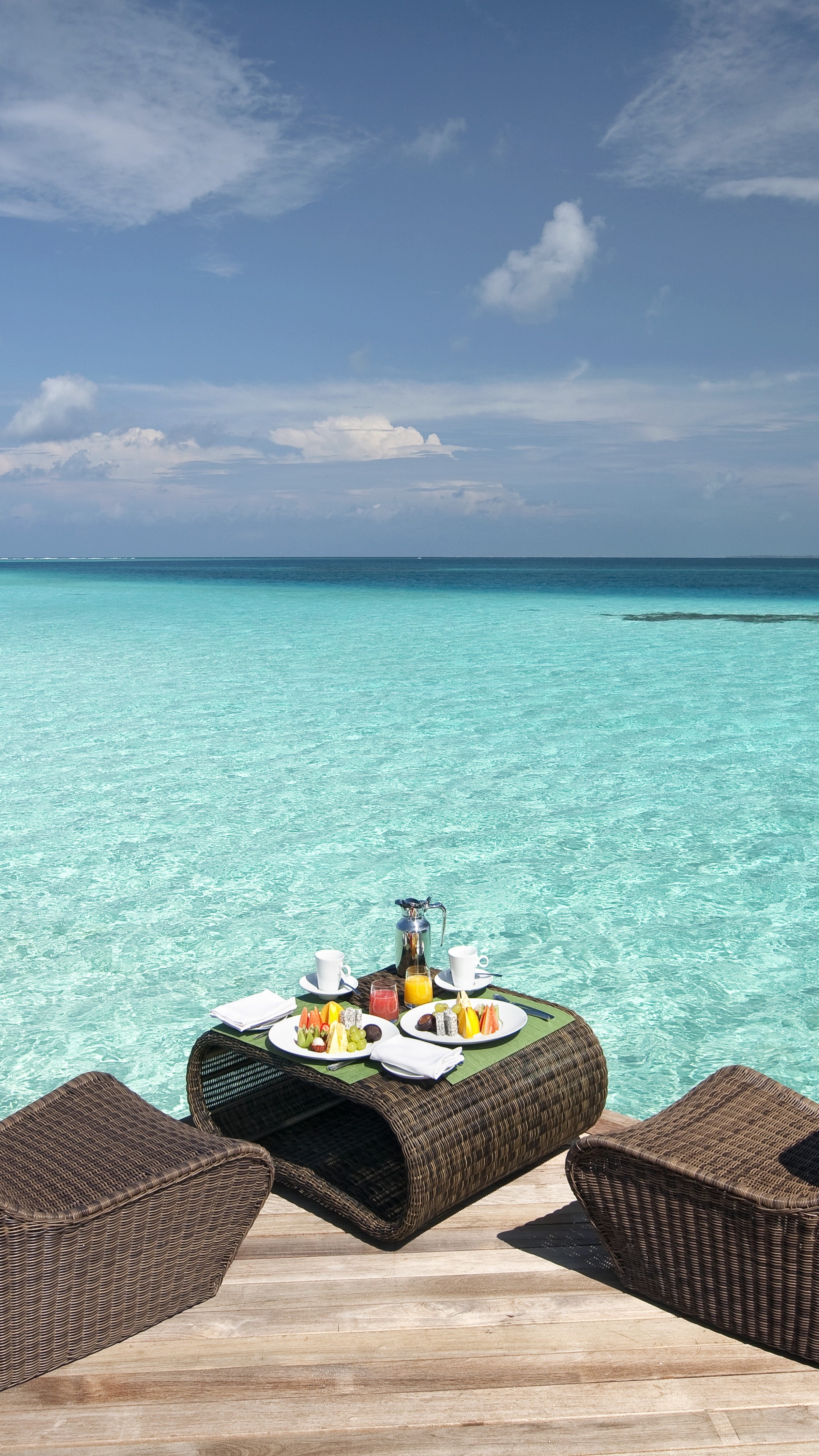 Constance Moofushi Maldives, Restaurants Wallpaper, 2160x3840 4K Phone