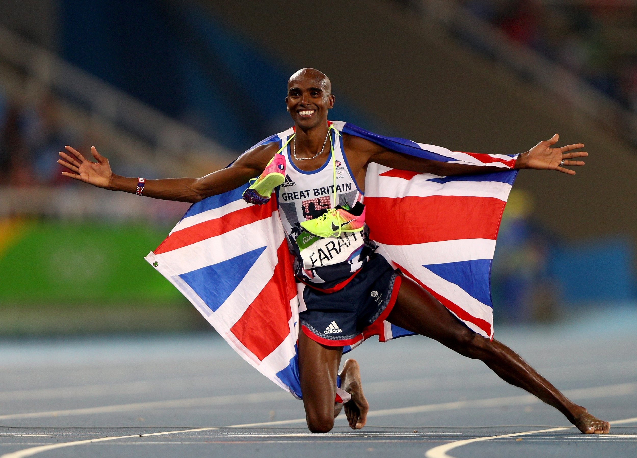 Mo Farah, Strong running form, Impressive track record, Sporting achievements, 2500x1800 HD Desktop