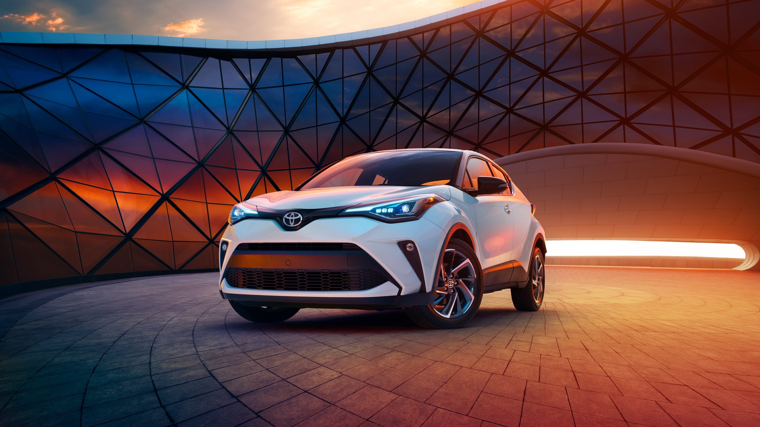 Four Door Crossover, Toyota C-HR Wallpaper, 2880x1620 HD Desktop