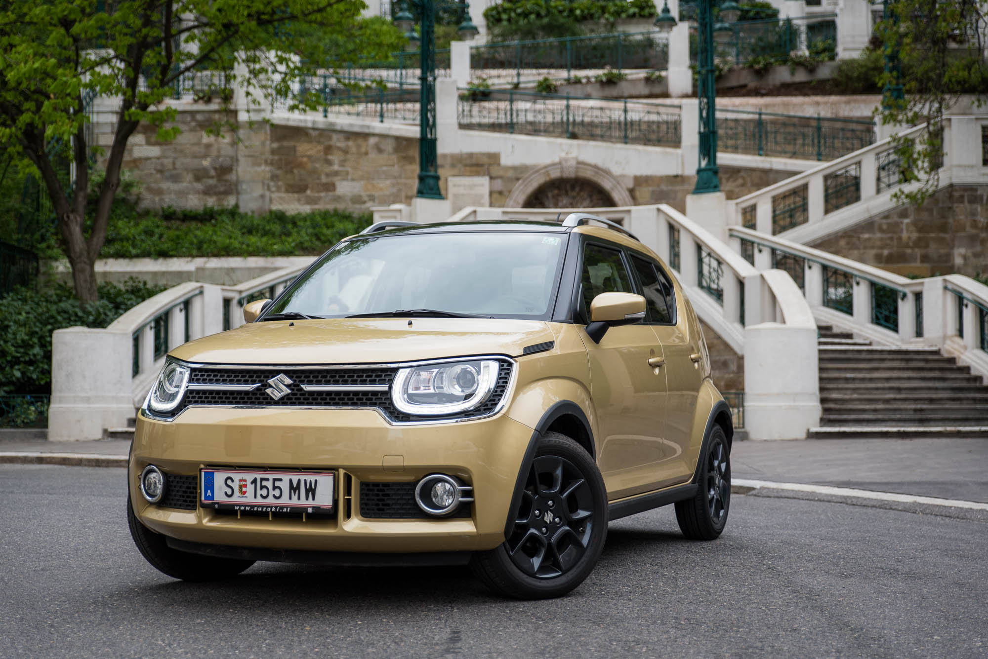 Suzuki Ignis, Dualjet engine, Flashy design, Autofilou feature, 2000x1340 HD Desktop