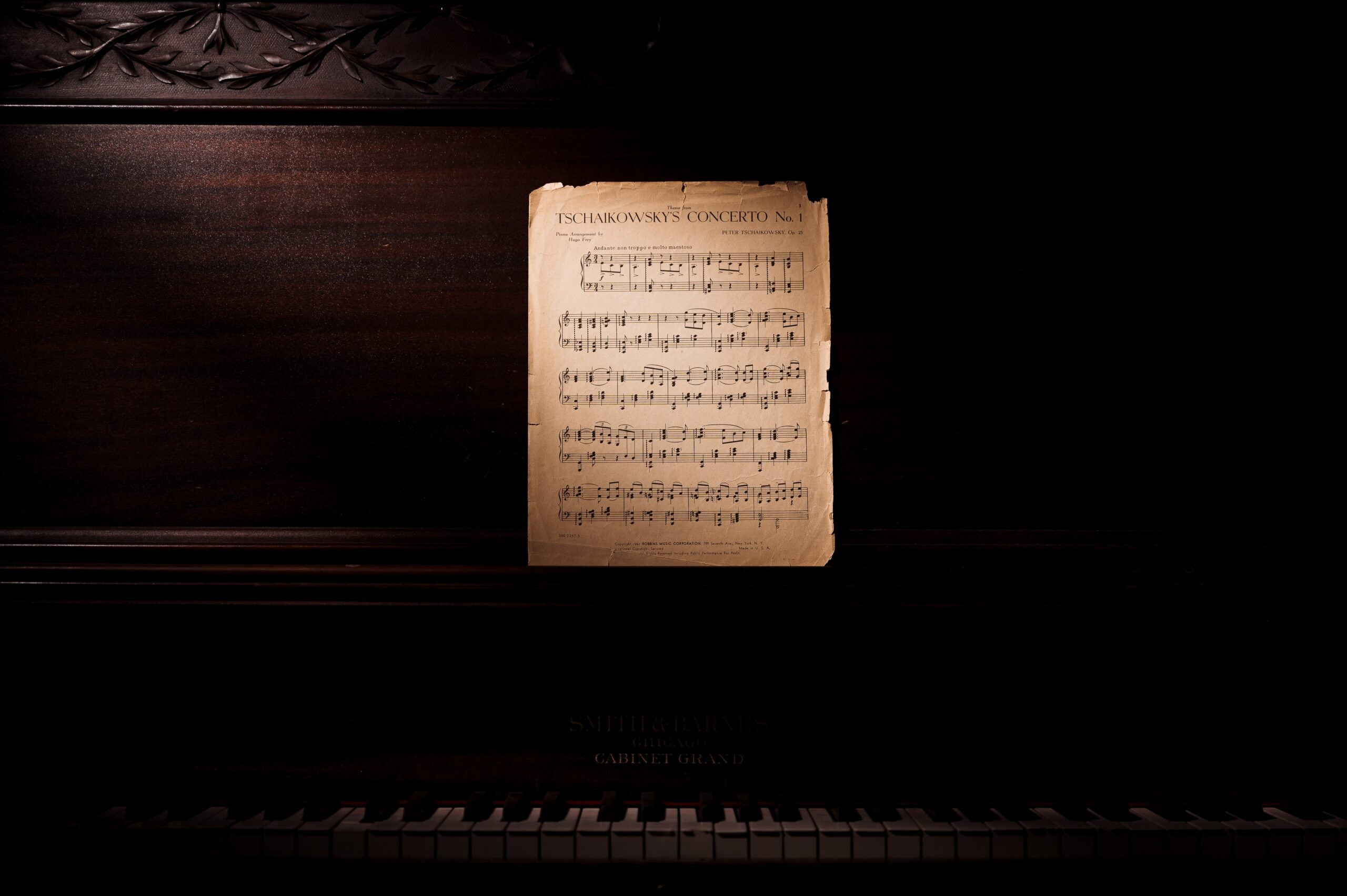 Piano, Home's musical soul, Captivating melodies, Artistic centerpiece, 2560x1710 HD Desktop