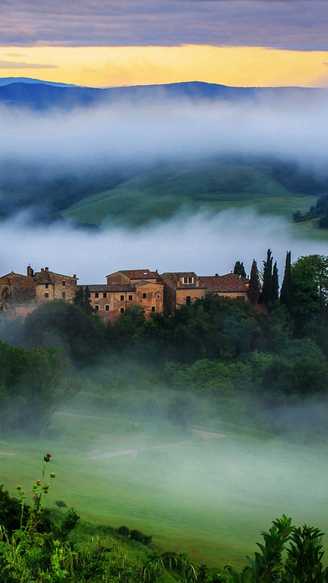 Tuscany clouds, Mountain beauty, Nature scenery, Landscapes captured, 1080x1920 Full HD Phone