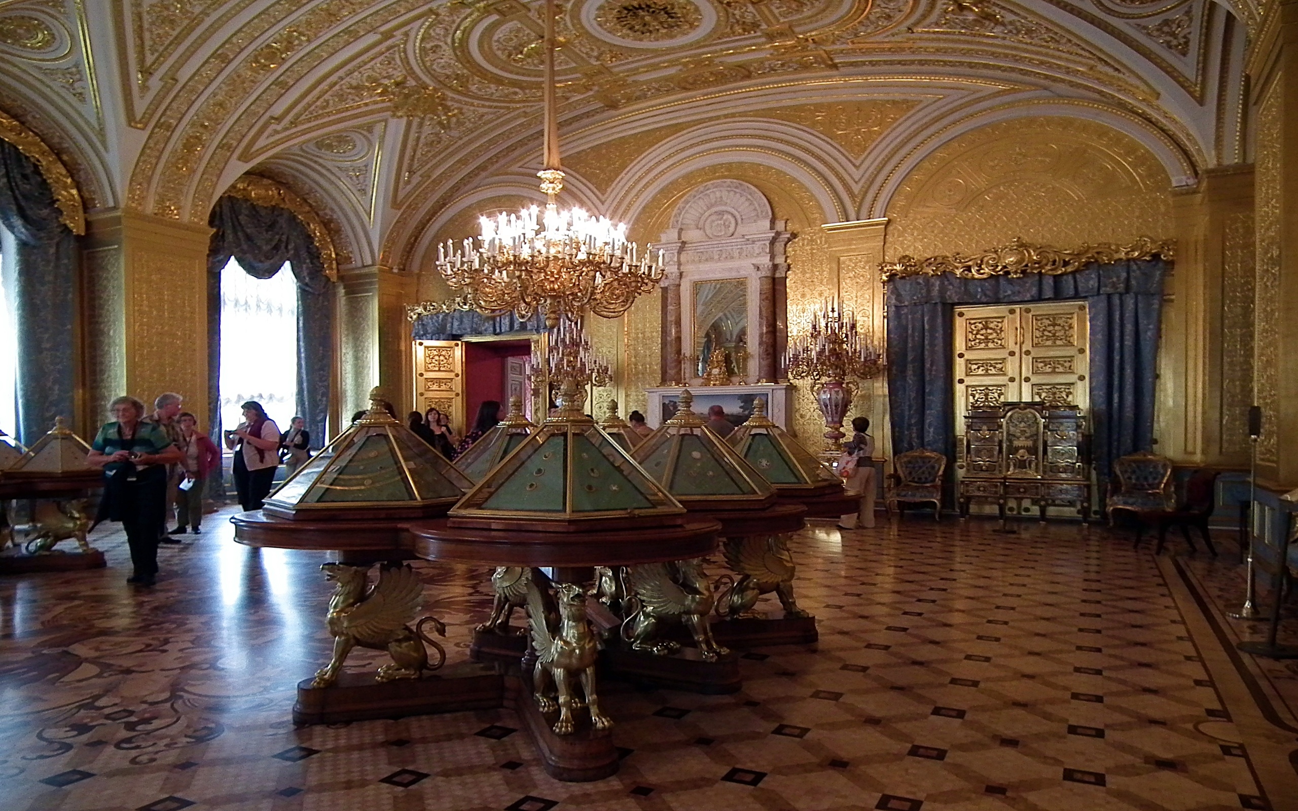 Hermitage Museum, Download images, Historical art, Russian culture, 2560x1600 HD Desktop
